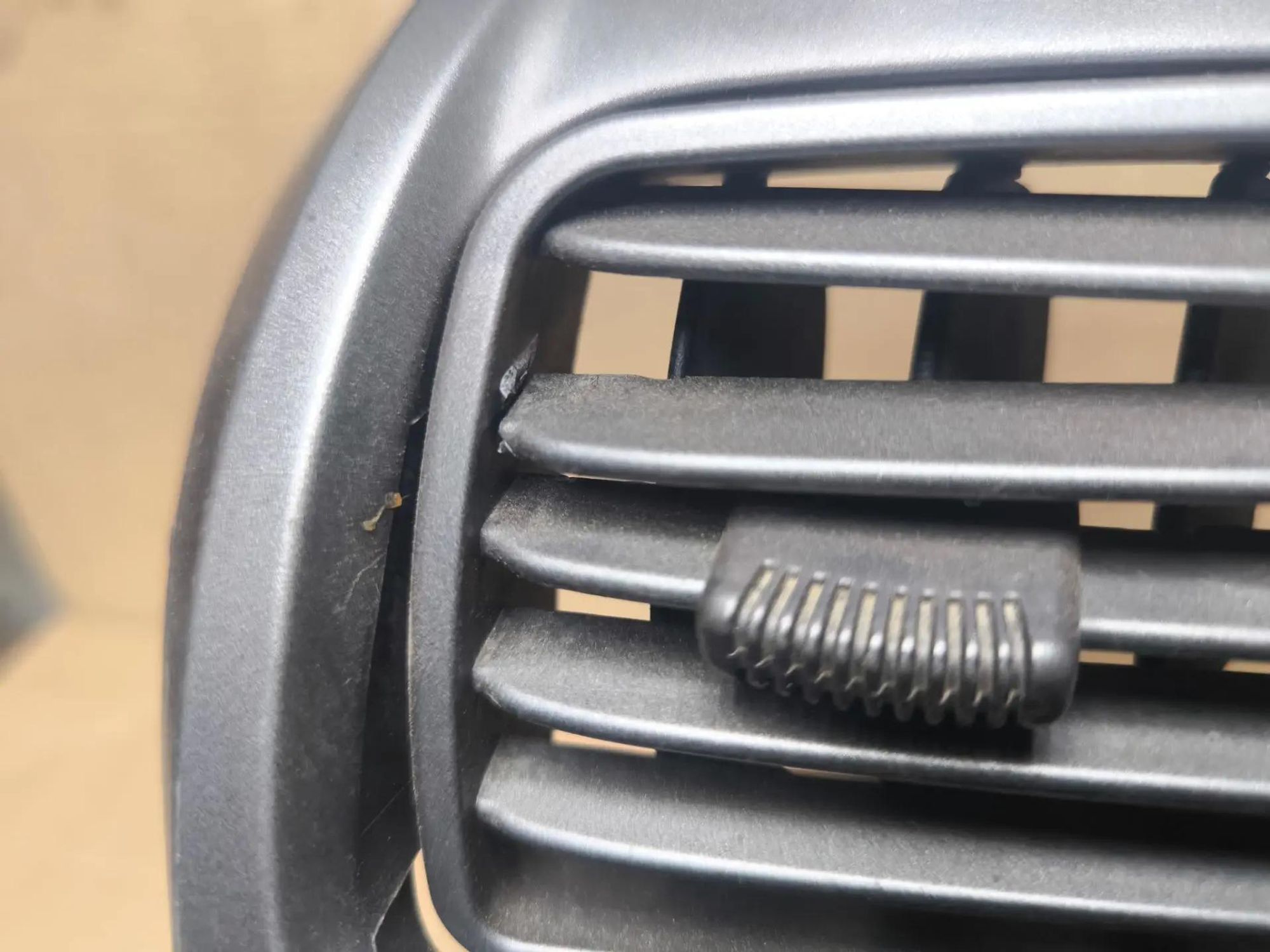 https://ycs.partsauto.market/partsauto-images/thmbs/userImages/d89d66a30f14dbad161fb7a986aa0fe5/part/80171e5b-3c02-47a1-83eb-bbde7bf10955_1786264154533.jpg