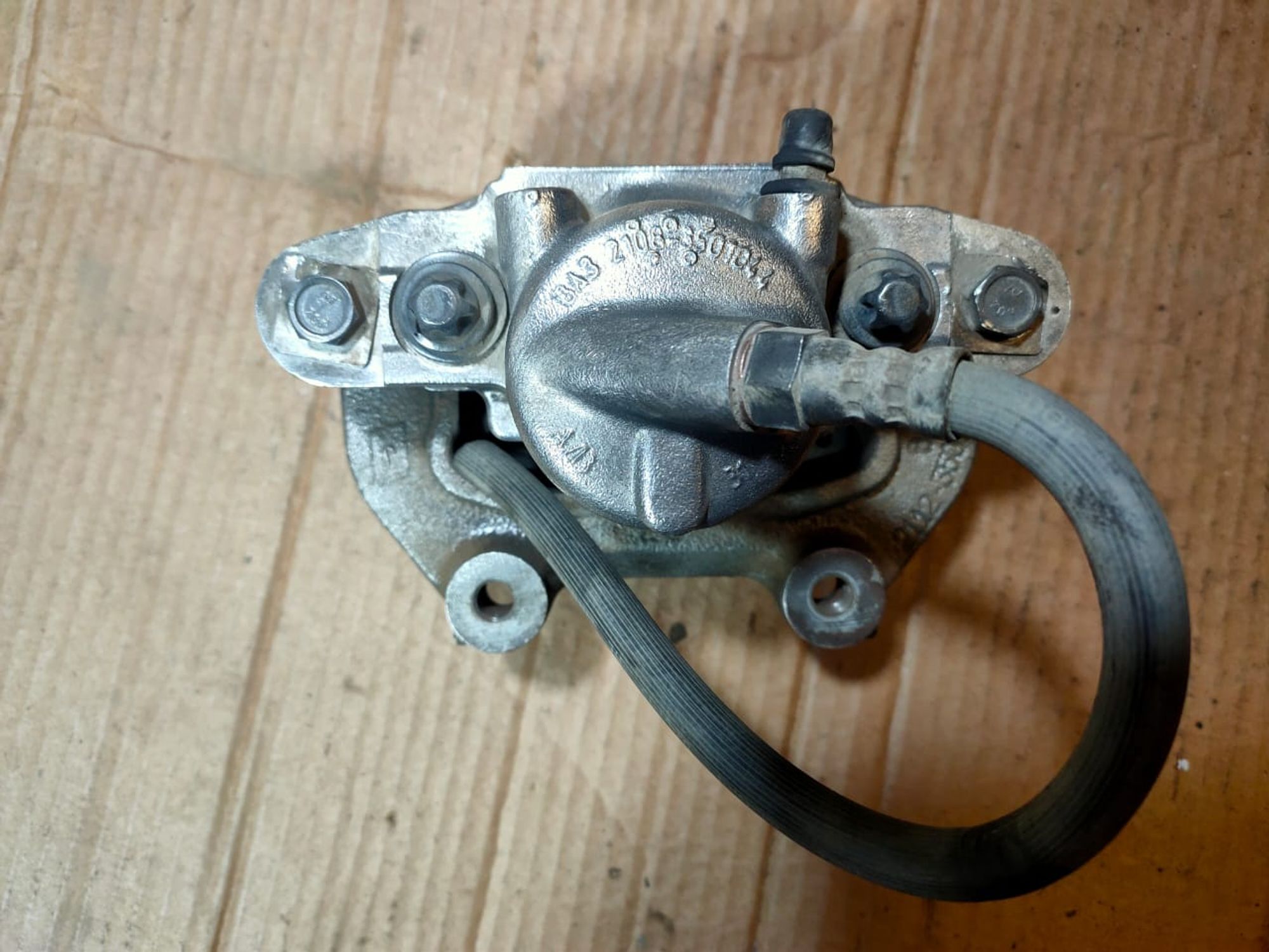 https://ycs.partsauto.market/partsauto-images/thmbs/userImages/d89d66a30f14dbad161fb7a986aa0fe5/part/809dcfb7-c6a9-4f50-83c0-40ee90a8055f_1695472991734.jpg