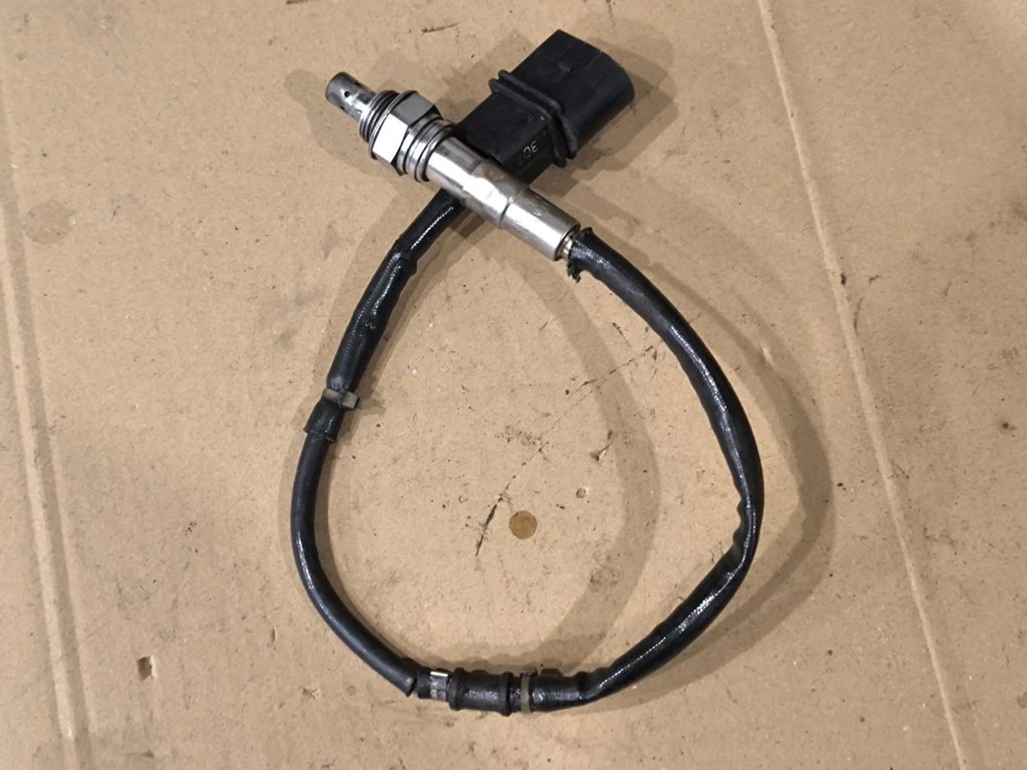 https://ycs.partsauto.market/partsauto-images/thmbs/userImages/d89d66a30f14dbad161fb7a986aa0fe5/part/8144c9d2-2fcd-444e-9d7f-a949af71ad48_1776926033653.jpg
