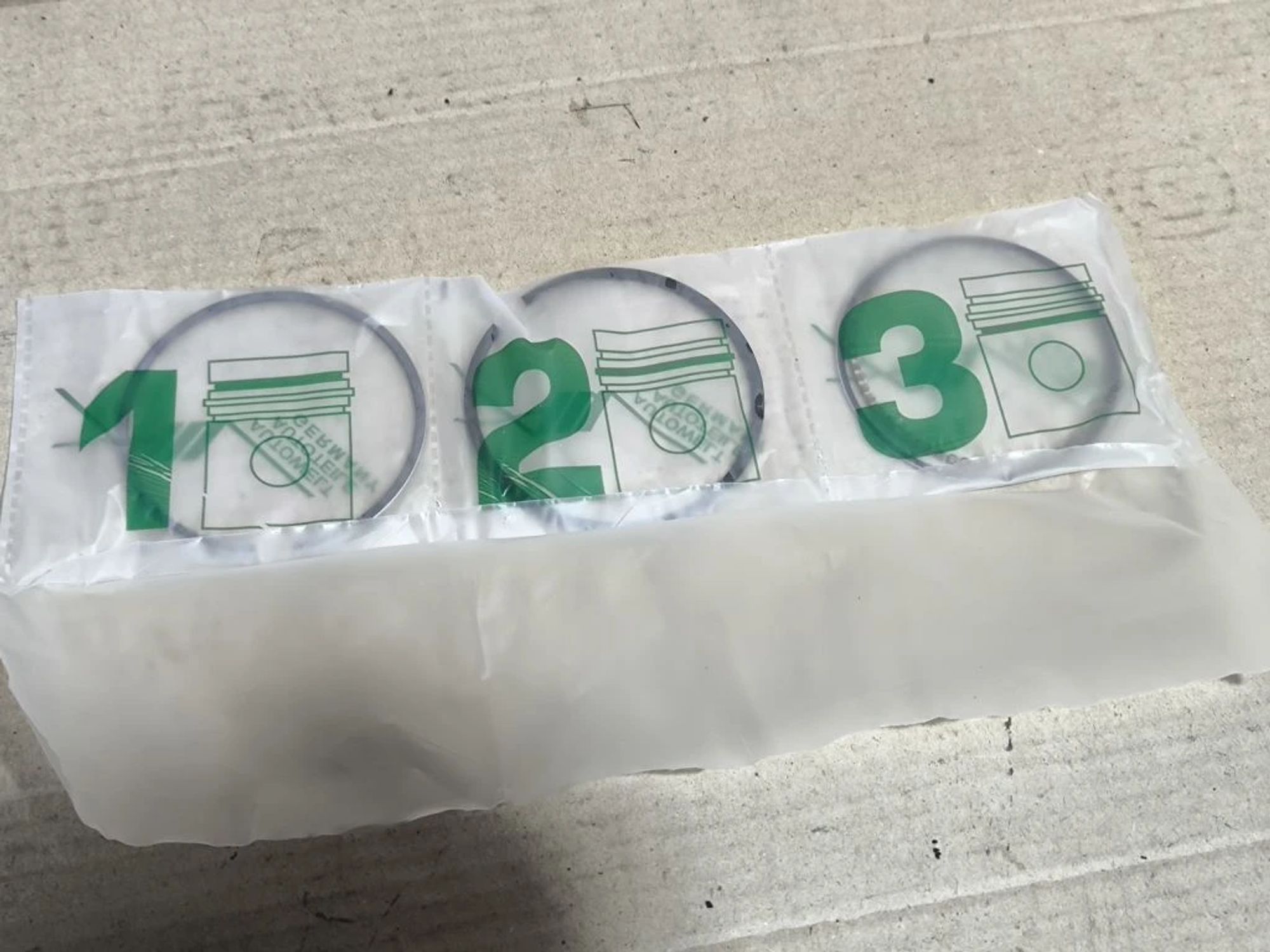 https://ycs.partsauto.market/partsauto-images/thmbs/userImages/d89d66a30f14dbad161fb7a986aa0fe5/part/817085d6-3ee5-47a3-8e7e-67f806676ab5_1781075809179.jpg