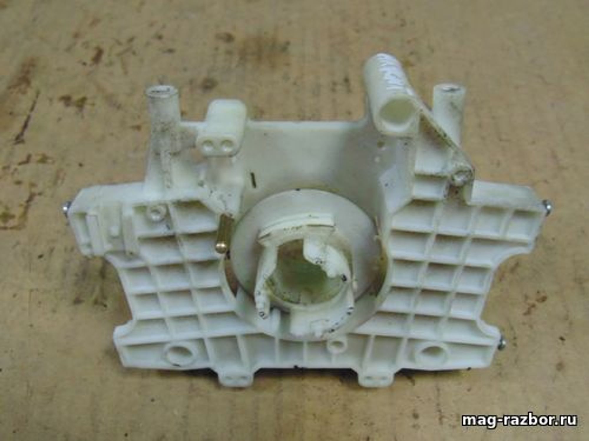 https://ycs.partsauto.market/partsauto-images/thmbs/userImages/d89d66a30f14dbad161fb7a986aa0fe5/part/84a6c3a8-9c1e-498c-8ce2-0b0de1af5c6a_1718467844785.jpg
