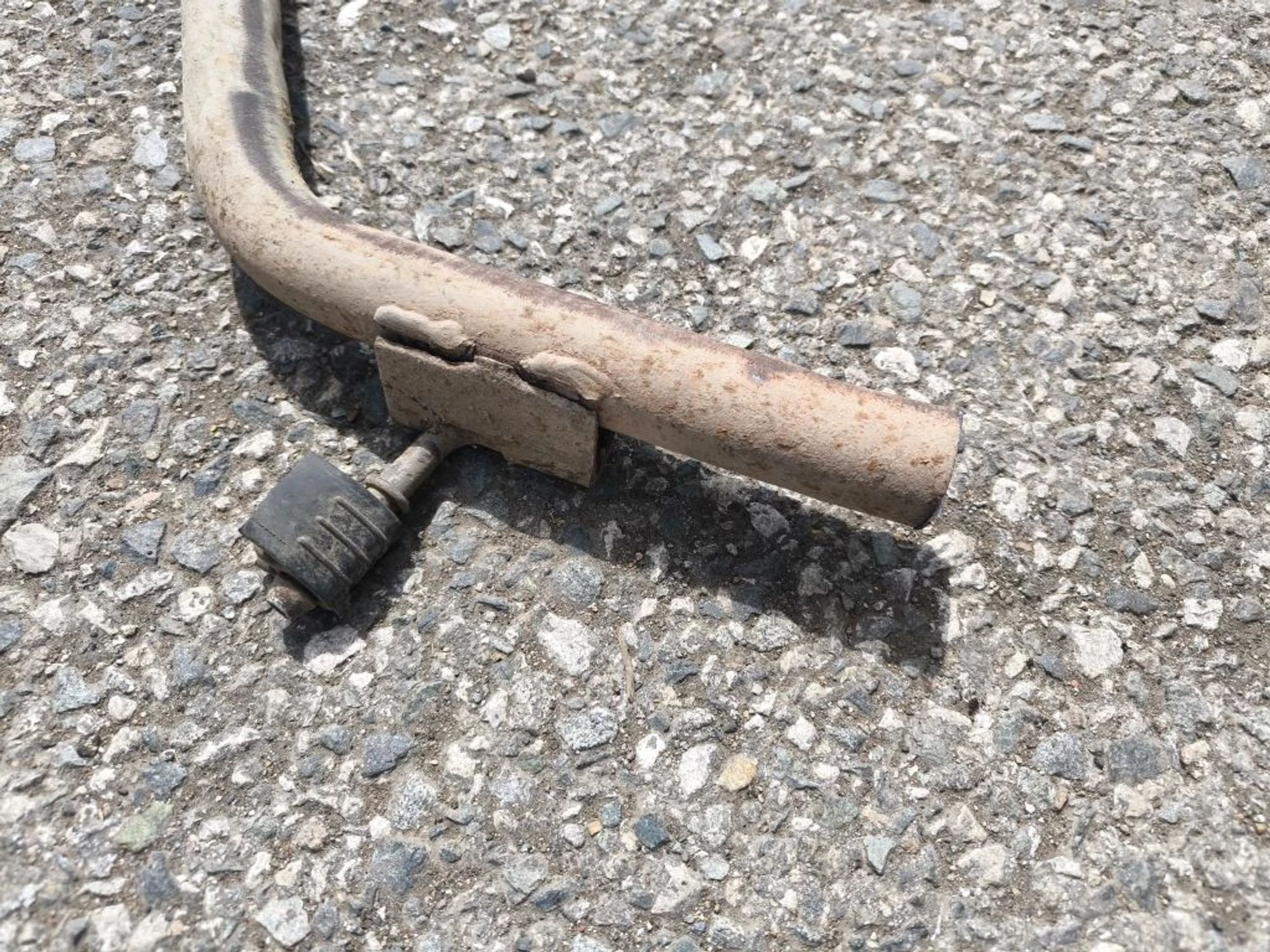 https://ycs.partsauto.market/partsauto-images/thmbs/userImages/d89d66a30f14dbad161fb7a986aa0fe5/part/84deea54-795b-4b04-9afb-8299299a974d_1780467156496.jpg