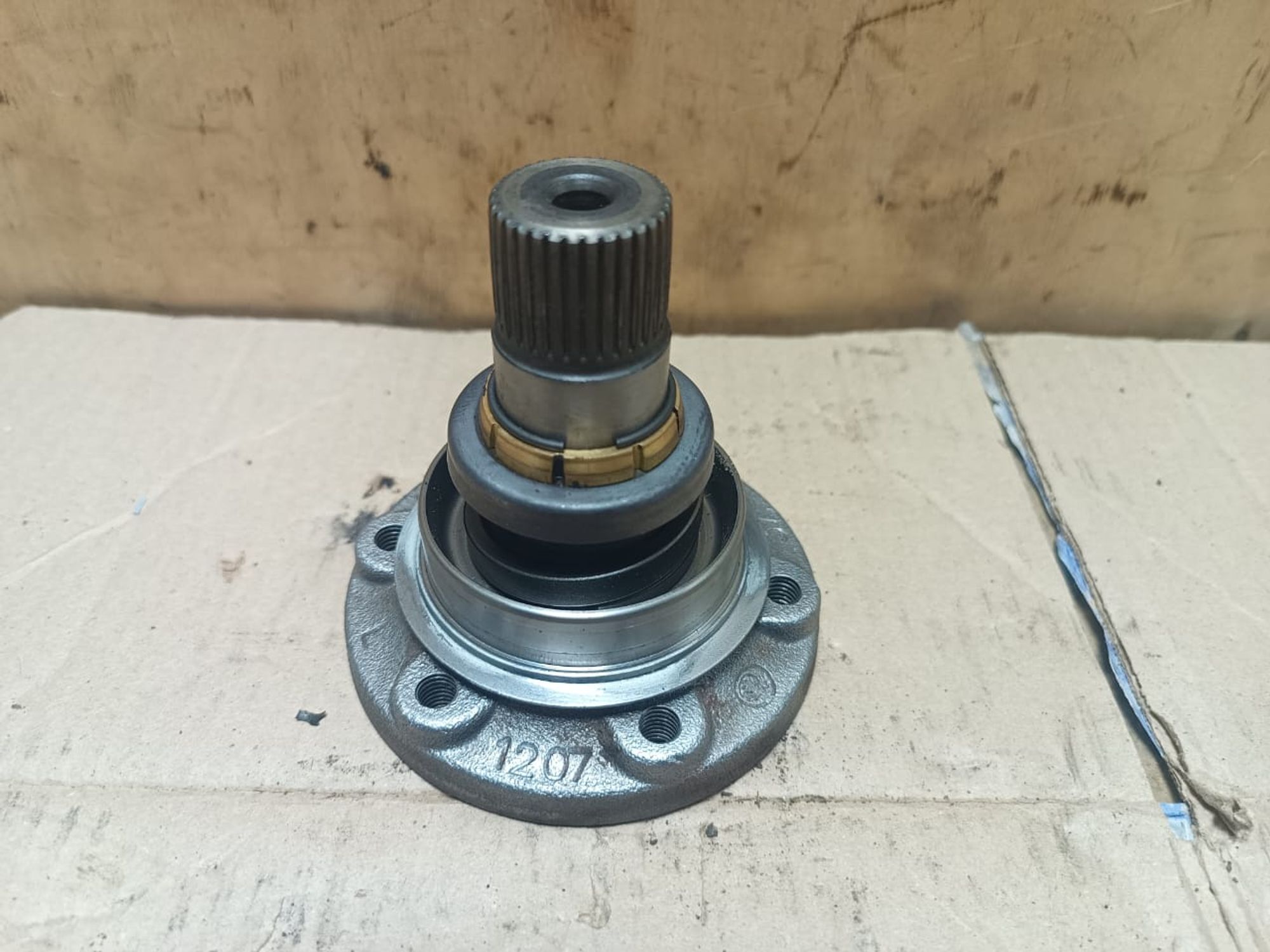 https://ycs.partsauto.market/partsauto-images/thmbs/userImages/d89d66a30f14dbad161fb7a986aa0fe5/part/85722346-d7bb-443d-aa9d-c83a590b1a2e_1742540807816.jpg