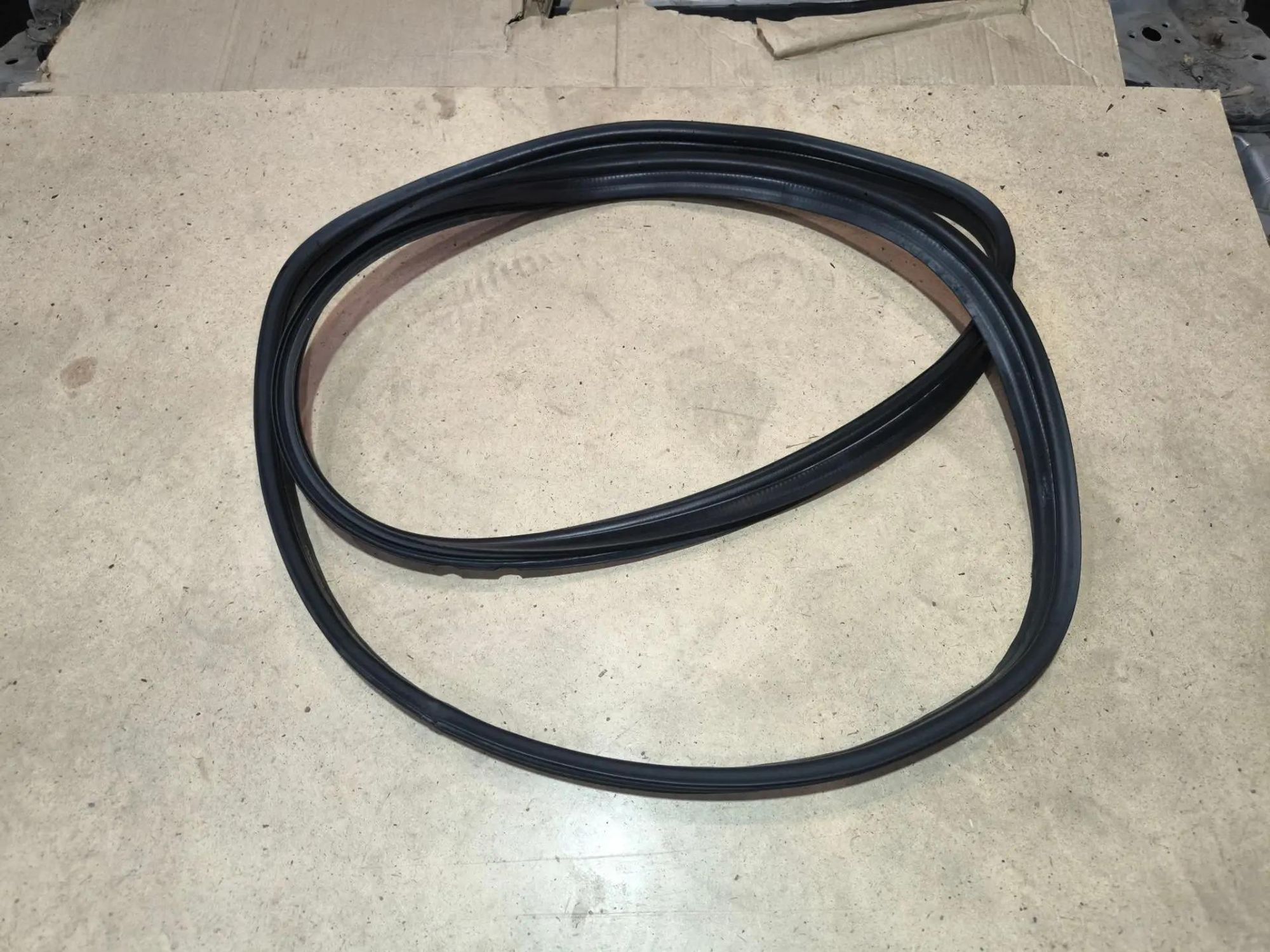 https://ycs.partsauto.market/partsauto-images/thmbs/userImages/d89d66a30f14dbad161fb7a986aa0fe5/part/86d0de5e-0eda-492e-910b-f3172e32b832_1785564291278.jpg