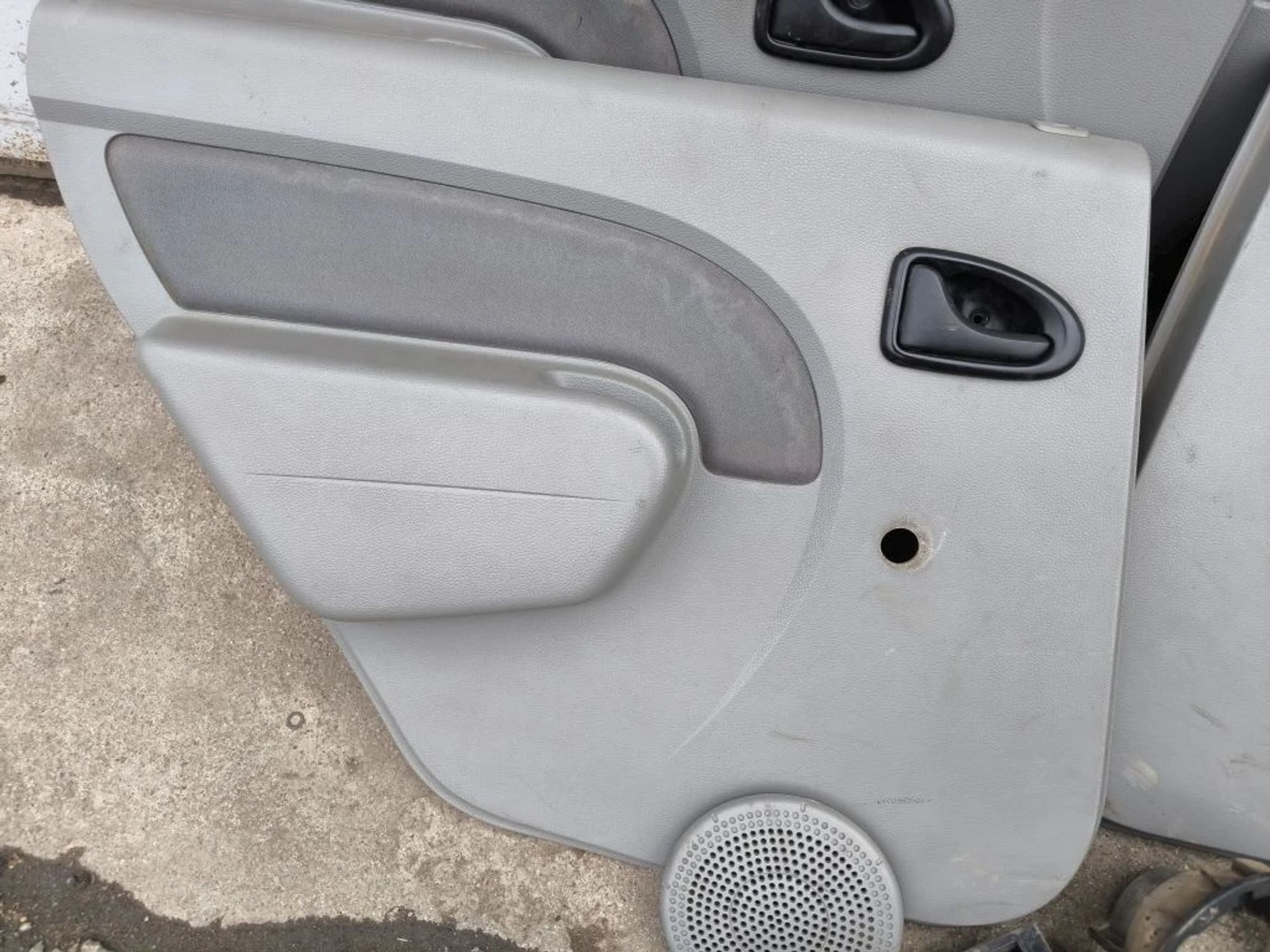 https://ycs.partsauto.market/partsauto-images/thmbs/userImages/d89d66a30f14dbad161fb7a986aa0fe5/part/873c72a1-bb38-4b68-bf28-060ee9201f59_1777881409693.jpg