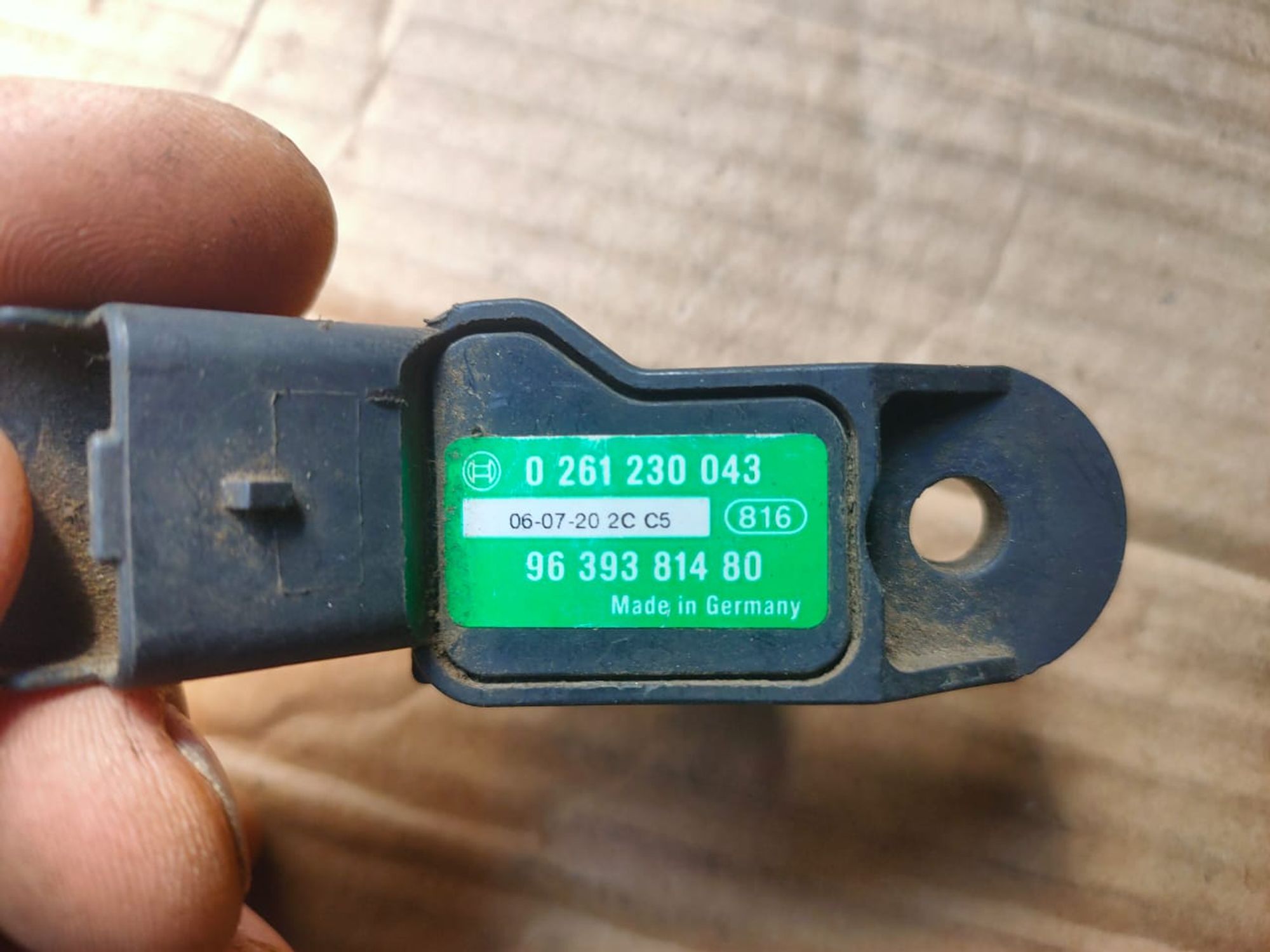 https://ycs.partsauto.market/partsauto-images/thmbs/userImages/d89d66a30f14dbad161fb7a986aa0fe5/part/87952a5f-7714-4047-a945-9d14a416c9b8_1716454535883.jpg