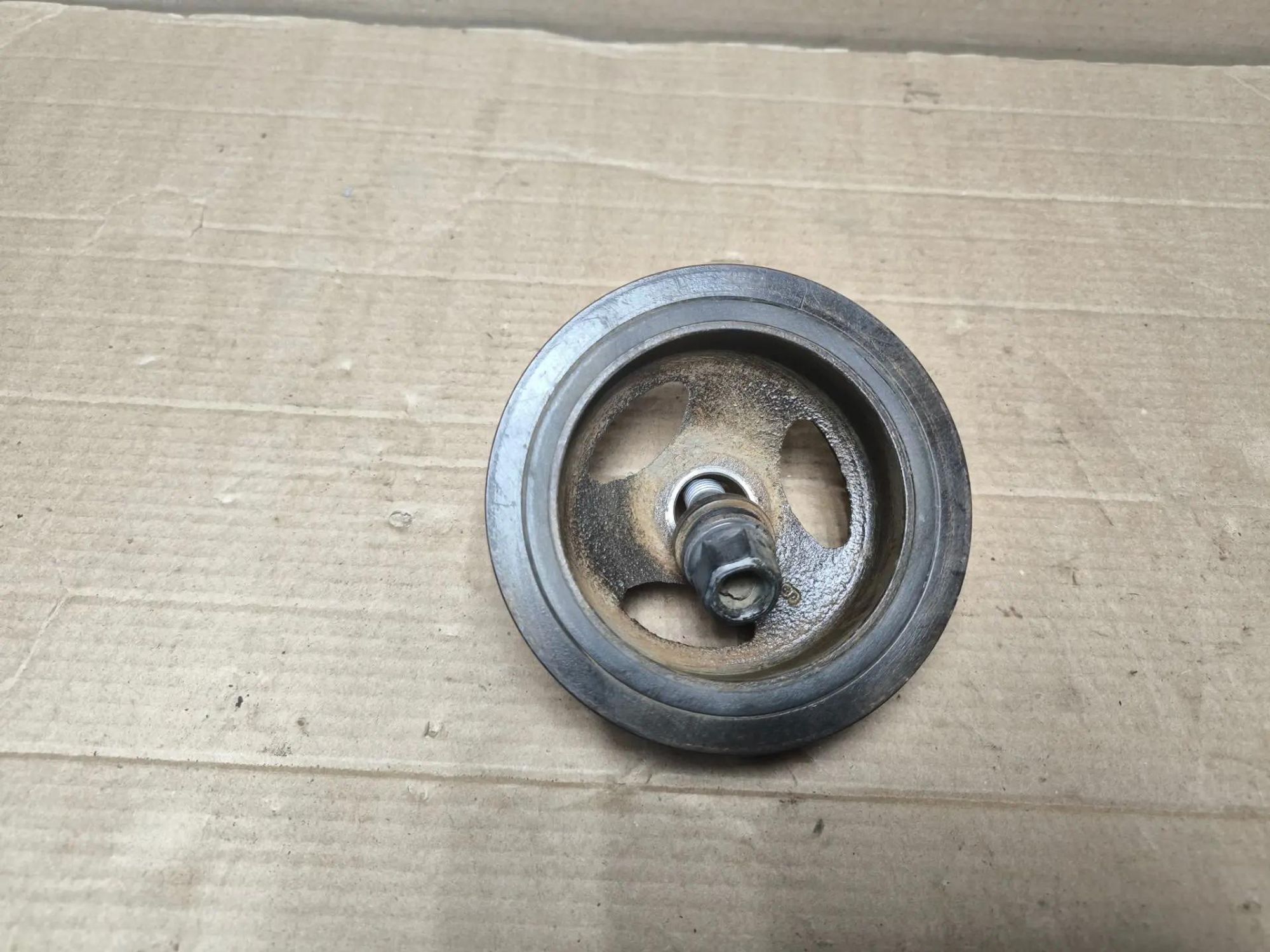 https://ycs.partsauto.market/partsauto-images/thmbs/userImages/d89d66a30f14dbad161fb7a986aa0fe5/part/8798c43f-540a-4295-956b-890c7856e527_1786116910505.jpg
