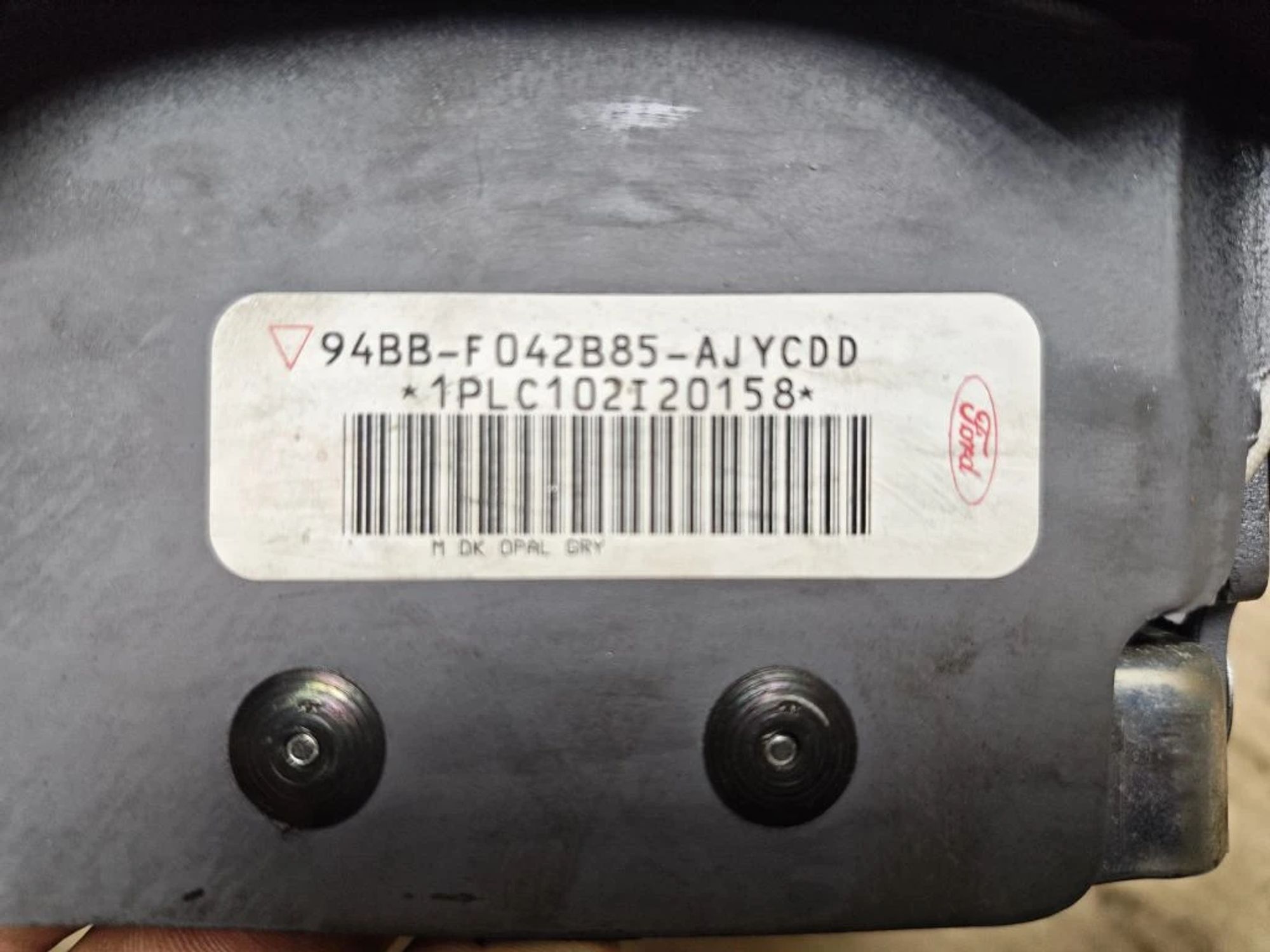 https://ycs.partsauto.market/partsauto-images/thmbs/userImages/d89d66a30f14dbad161fb7a986aa0fe5/part/88064811-46f3-4fa9-9462-fc043fe85bc6_1774935248727.jpg