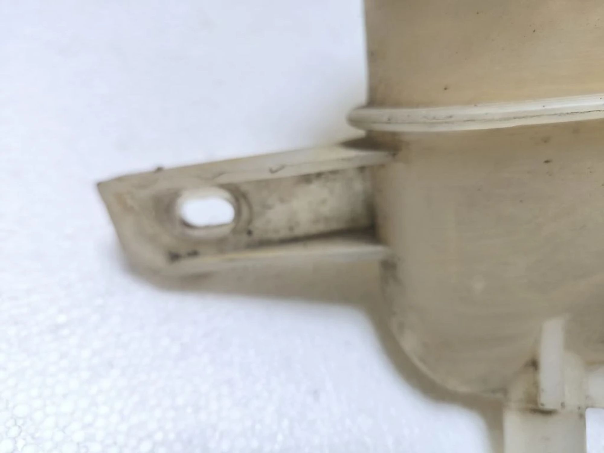 https://ycs.partsauto.market/partsauto-images/thmbs/userImages/d89d66a30f14dbad161fb7a986aa0fe5/part/881f3a87-7293-40b4-986f-de5256d66e8e_1778575779056.jpg