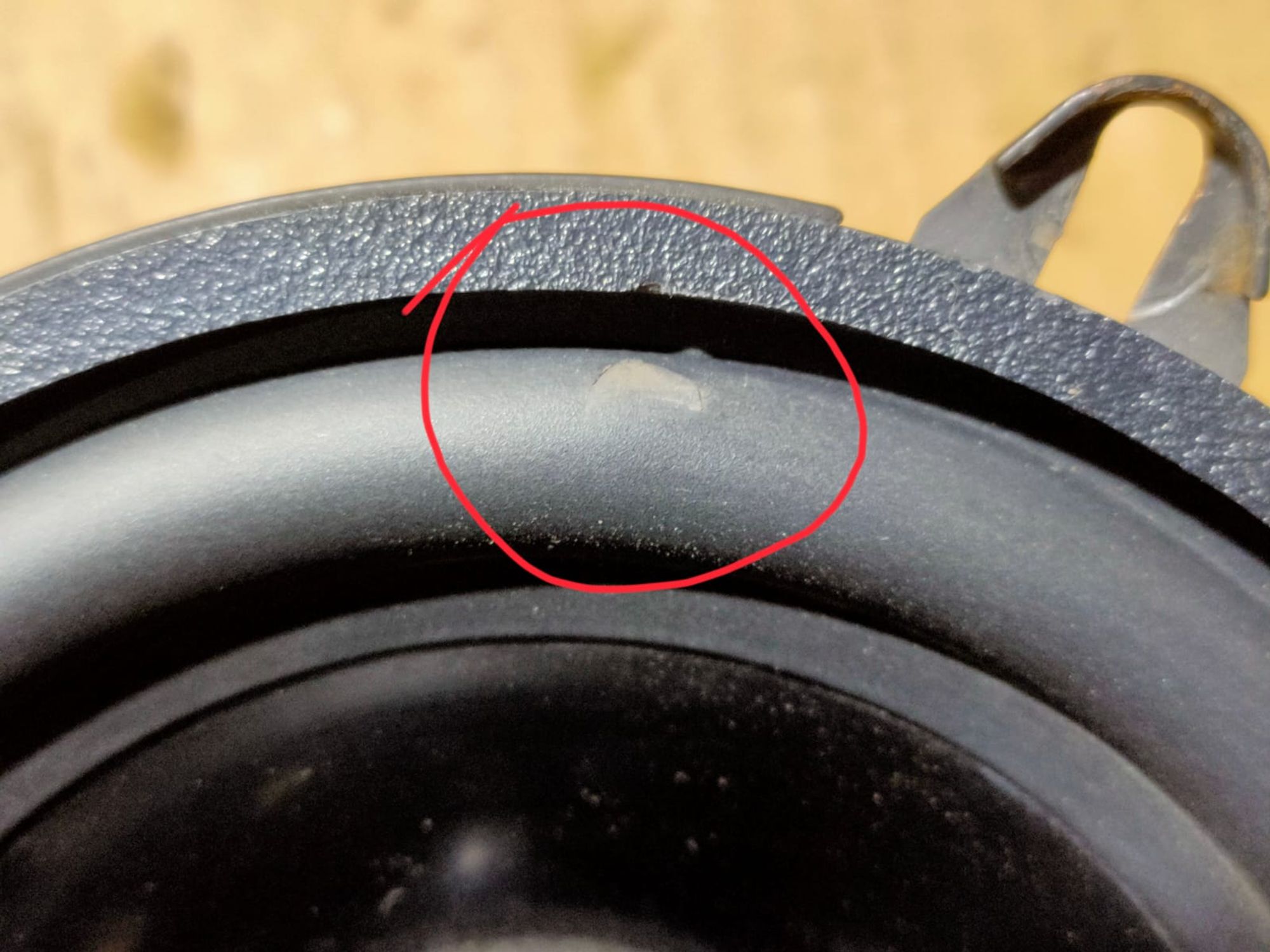 https://ycs.partsauto.market/partsauto-images/thmbs/userImages/d89d66a30f14dbad161fb7a986aa0fe5/part/88d0ca15-ce2a-4974-8b65-221fbf72465b_1728883670575.jpg