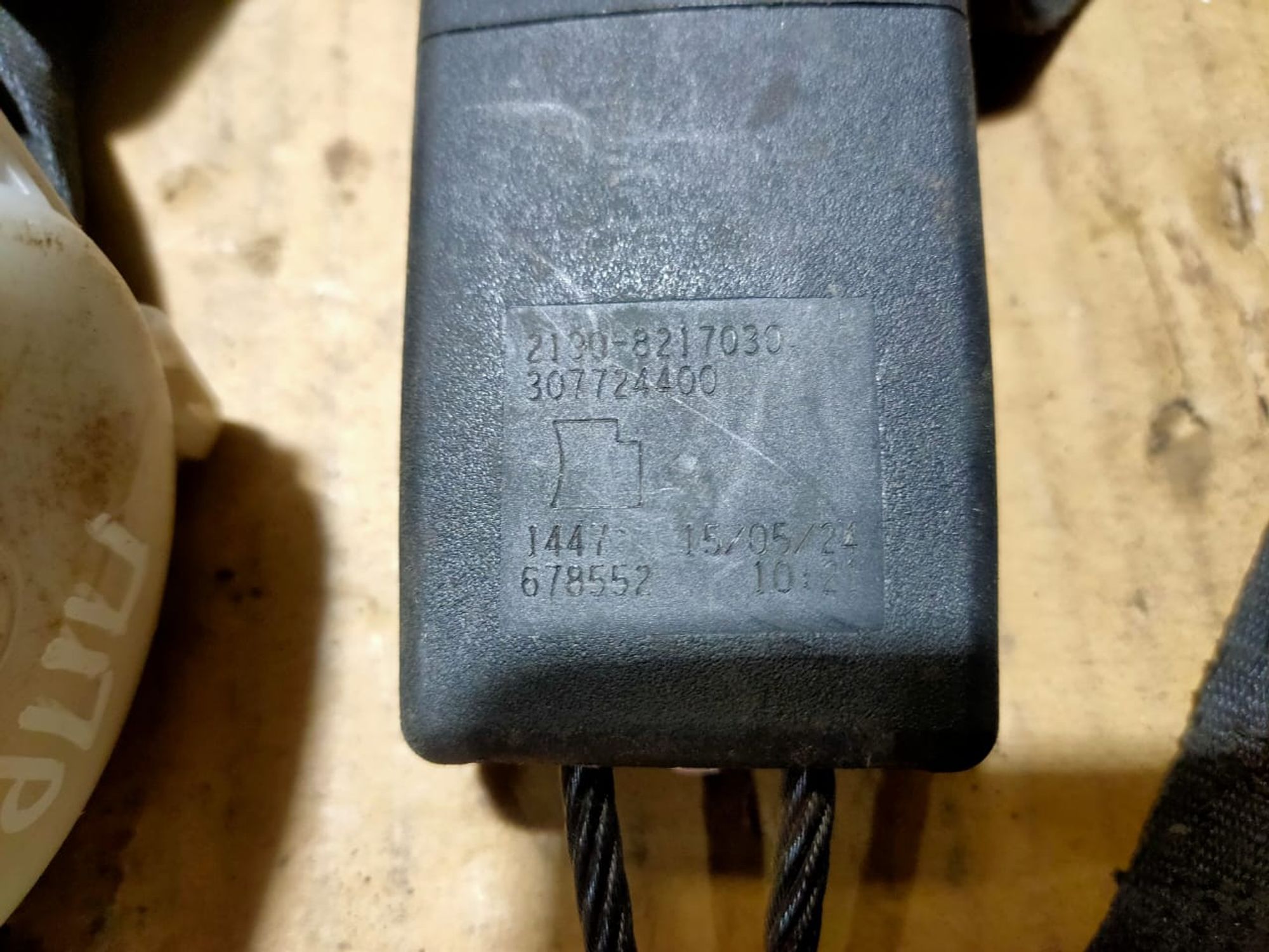 https://ycs.partsauto.market/partsauto-images/thmbs/userImages/d89d66a30f14dbad161fb7a986aa0fe5/part/8a37a3e4-0f42-42e4-8a6c-e78ee8cc4f76_1726639333909.jpg