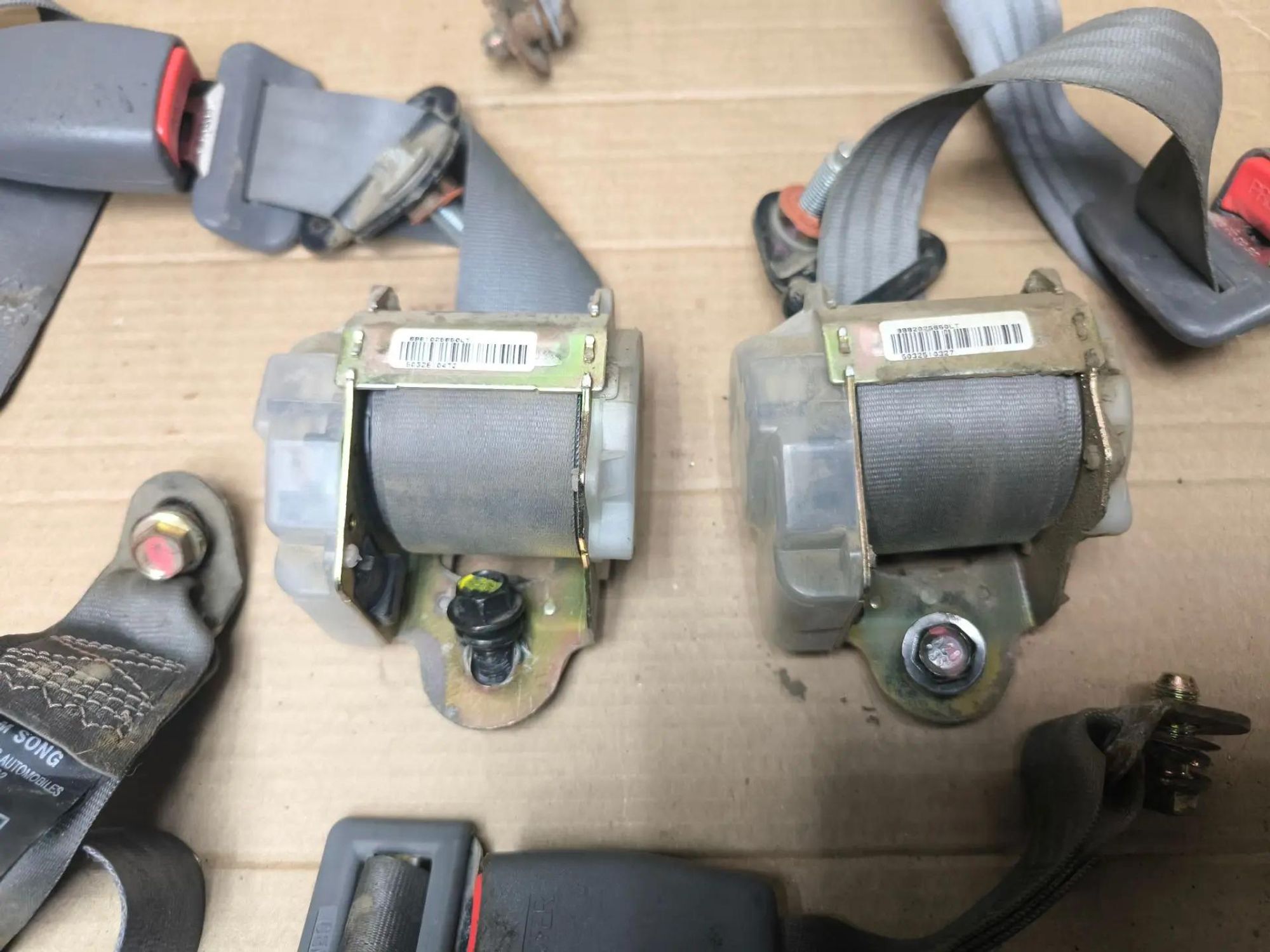 https://ycs.partsauto.market/partsauto-images/thmbs/userImages/d89d66a30f14dbad161fb7a986aa0fe5/part/8ad7e35d-2279-4973-bc44-494e1a3d756d_1785565939663.jpg