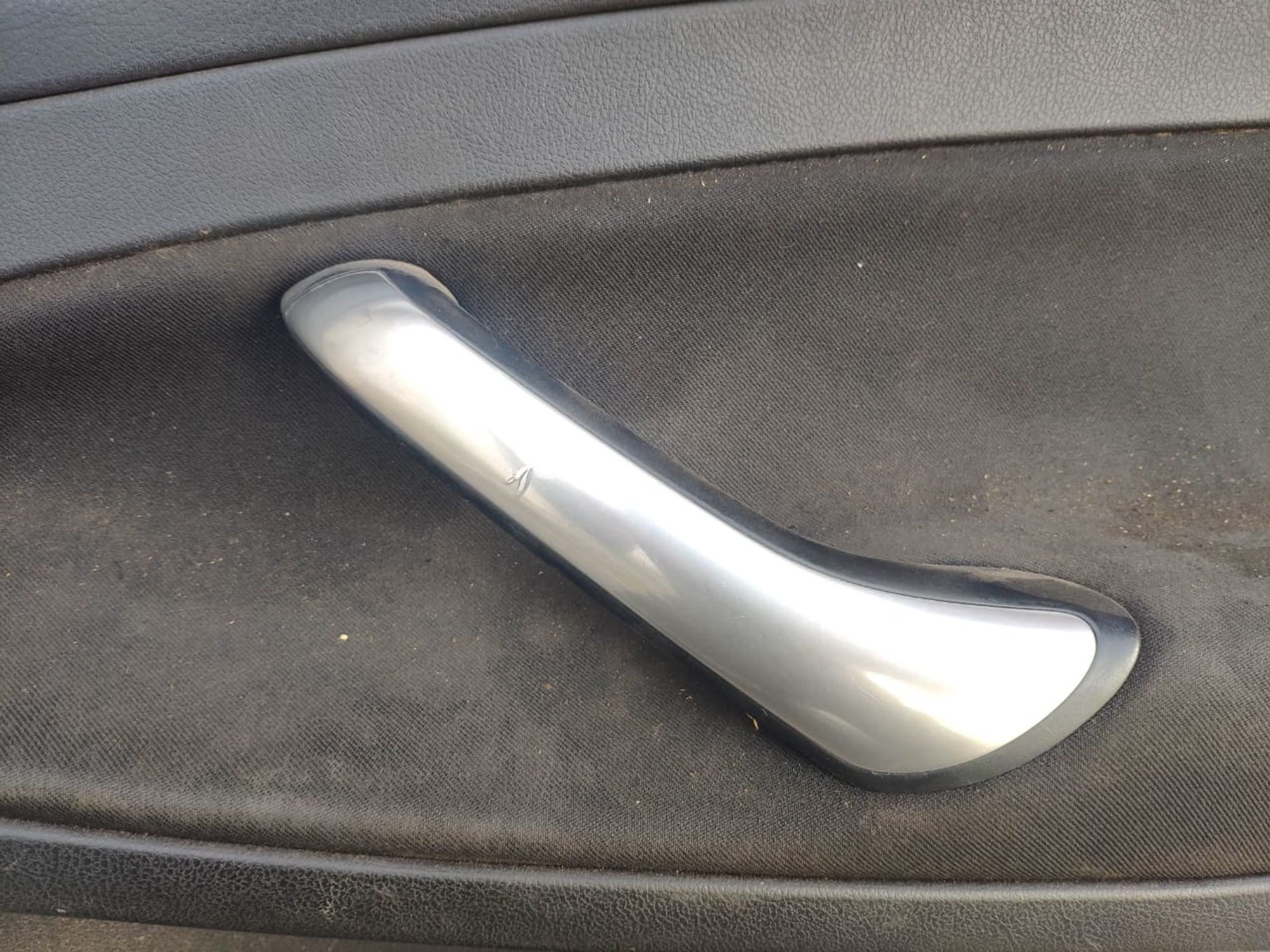 https://ycs.partsauto.market/partsauto-images/thmbs/userImages/d89d66a30f14dbad161fb7a986aa0fe5/part/8ba36299-c626-4e2e-9c08-4274addcab1b_1713886428208.jpg
