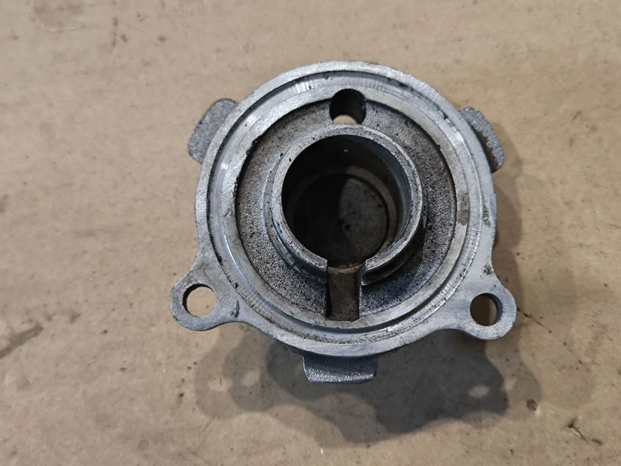 https://ycs.partsauto.market/partsauto-images/thmbs/userImages/d89d66a30f14dbad161fb7a986aa0fe5/part/8bb06993-68fb-4e09-9937-d0be378c73a8_1776938086607.jpg
