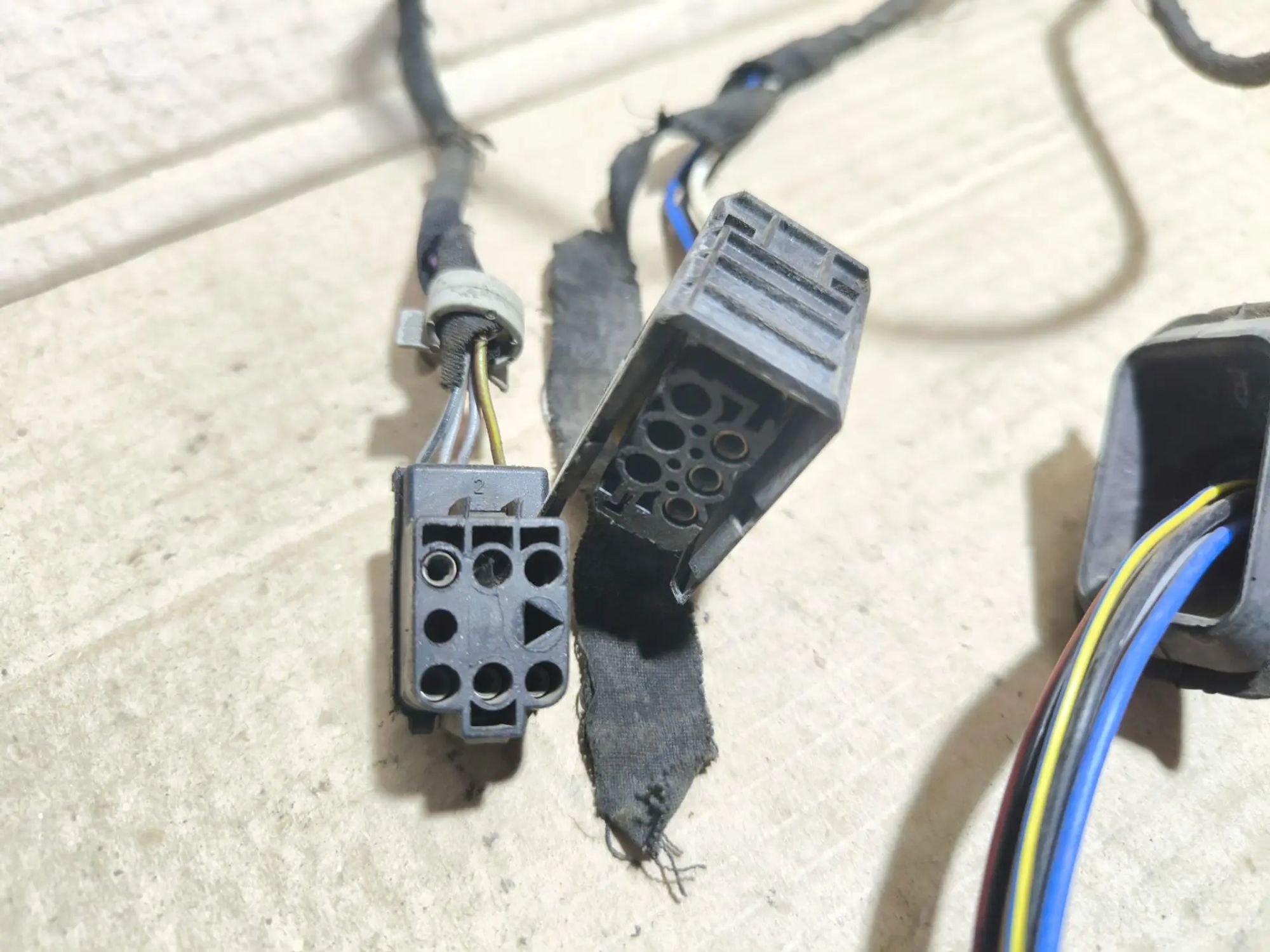 https://ycs.partsauto.market/partsauto-images/thmbs/userImages/d89d66a30f14dbad161fb7a986aa0fe5/part/8da73308-0f3e-42e2-a834-16ebc9bcfd04_1781802639456.jpg