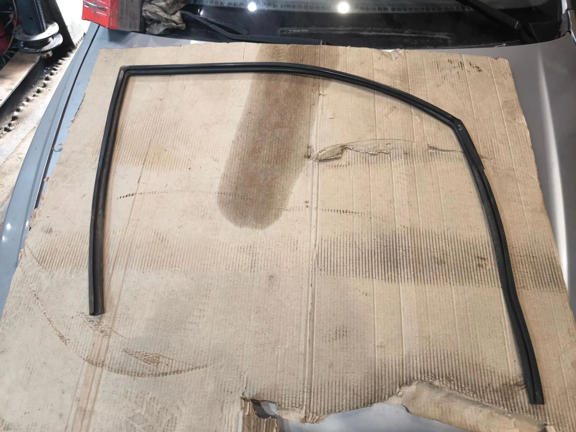 https://ycs.partsauto.market/partsauto-images/thmbs/userImages/d89d66a30f14dbad161fb7a986aa0fe5/part/8dc922b9-cc59-4608-9602-eb597e80849e_1784442413084.jpg