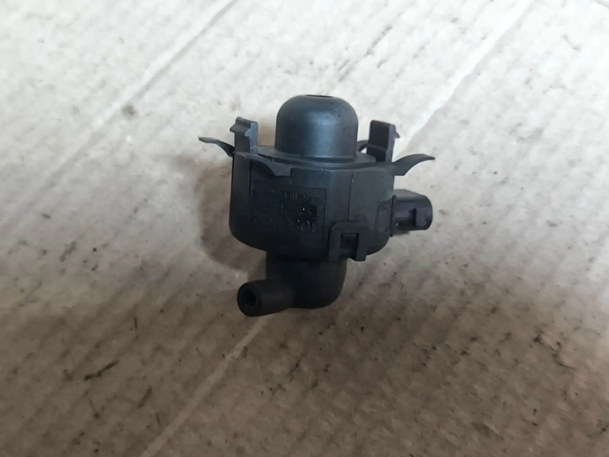 https://ycs.partsauto.market/partsauto-images/thmbs/userImages/d89d66a30f14dbad161fb7a986aa0fe5/part/8eab0c7f-ae7e-46b7-8f14-cd1961ec7ad3_1781697776684.jpg