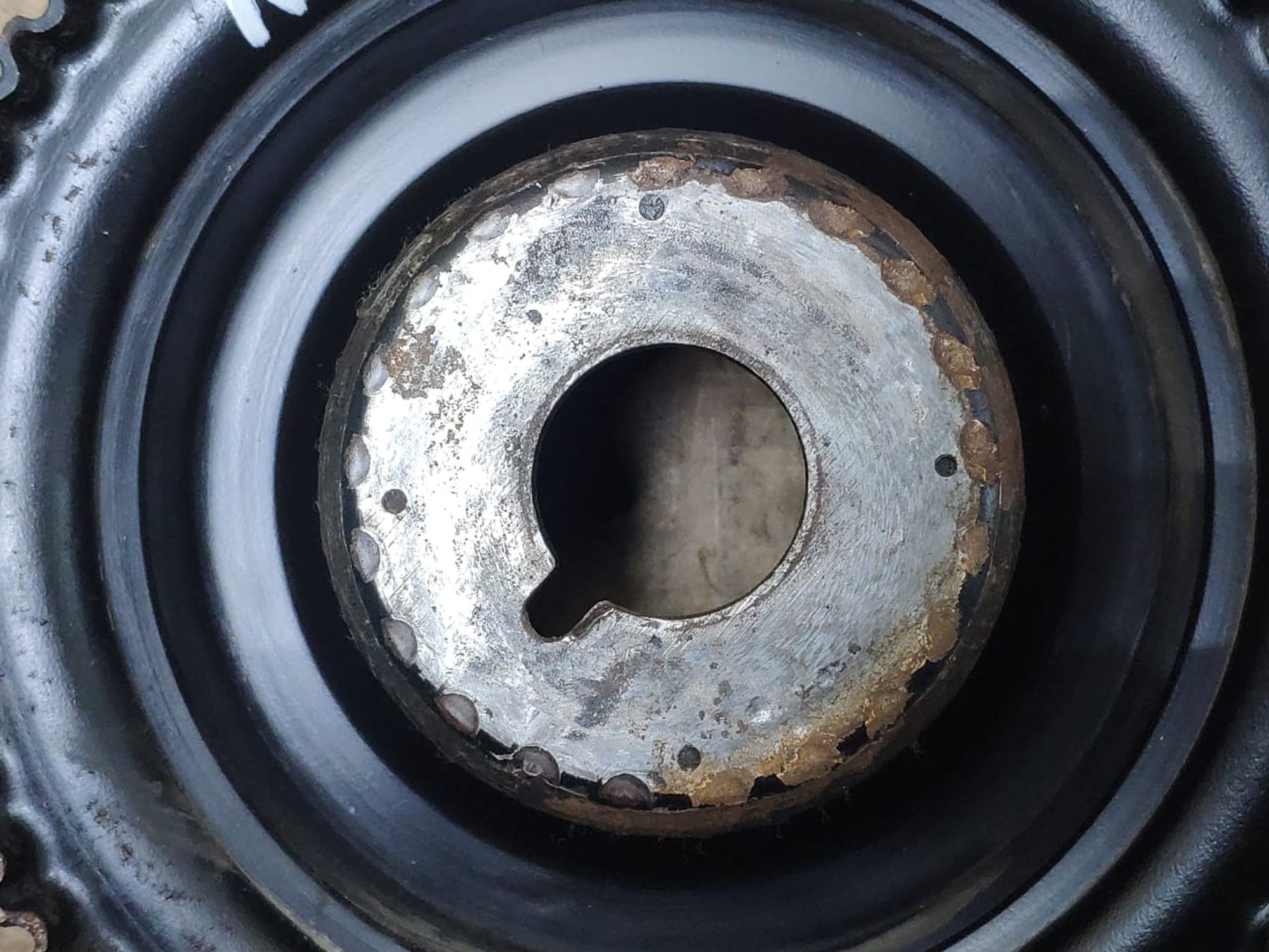 https://ycs.partsauto.market/partsauto-images/thmbs/userImages/d89d66a30f14dbad161fb7a986aa0fe5/part/8ee10a45-91c3-4e31-b868-73d0ee850728_1734015297567.jpg