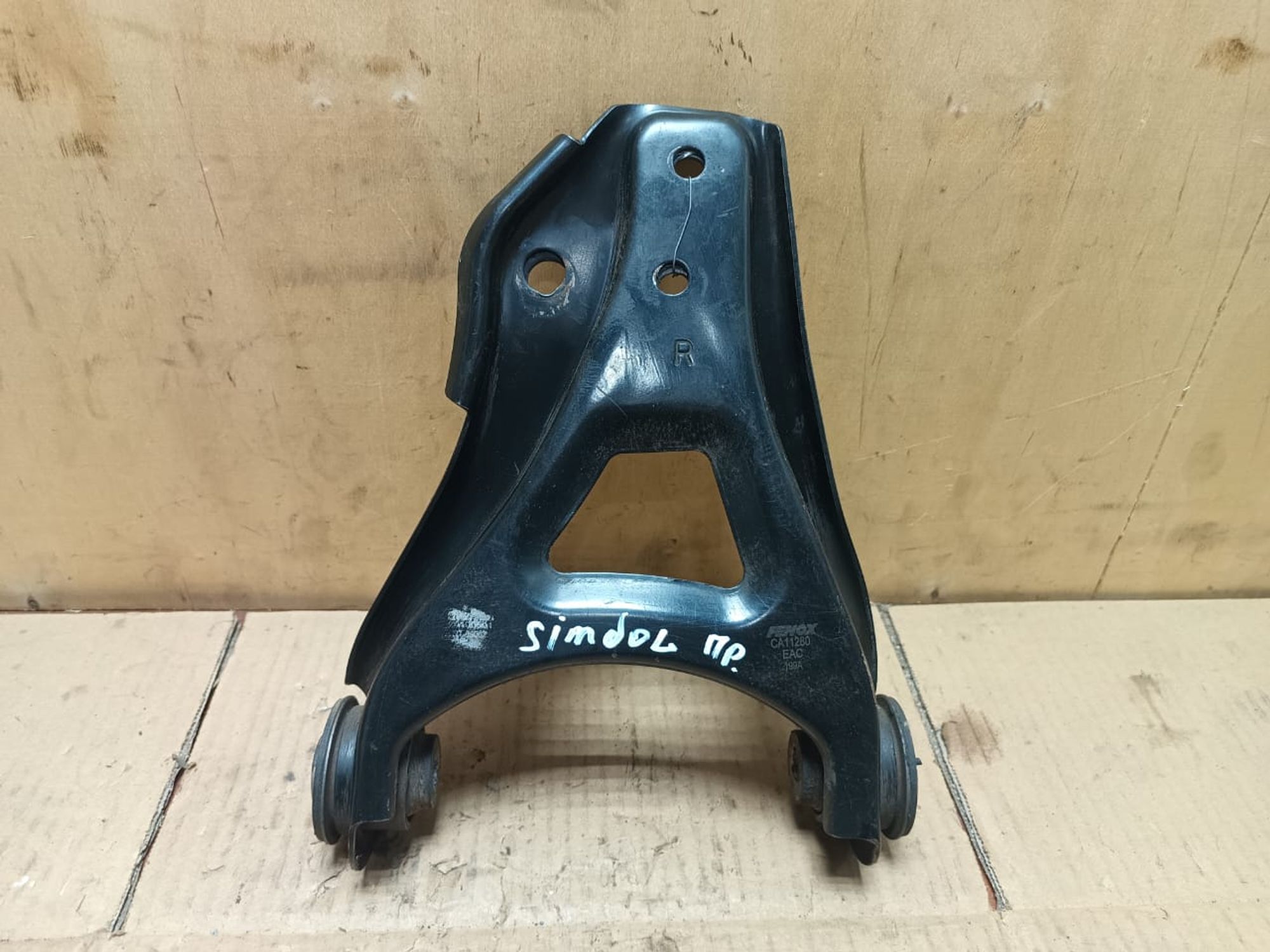 https://ycs.partsauto.market/partsauto-images/thmbs/userImages/d89d66a30f14dbad161fb7a986aa0fe5/part/8f907966-a65a-4220-9b3a-24d3d0f7a816_1739426757312.jpg