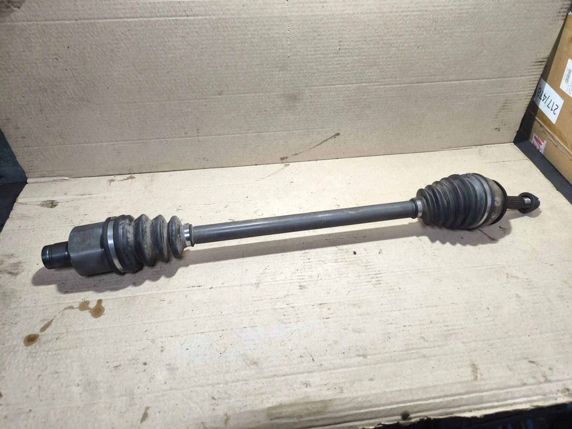 https://ycs.partsauto.market/partsauto-images/thmbs/userImages/d89d66a30f14dbad161fb7a986aa0fe5/part/9046bb82-8cf2-4a4b-a11f-7ab7c4333bb9_1783056729705.jpg