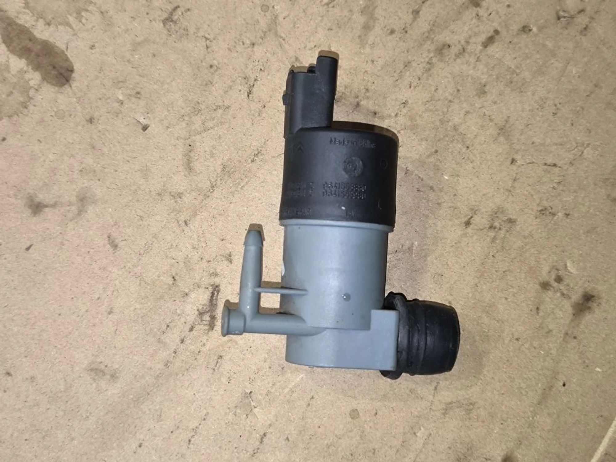 https://ycs.partsauto.market/partsauto-images/thmbs/userImages/d89d66a30f14dbad161fb7a986aa0fe5/part/912ca5d2-69d8-45bf-8c84-3fd013ae3a71_1777370539419.jpg