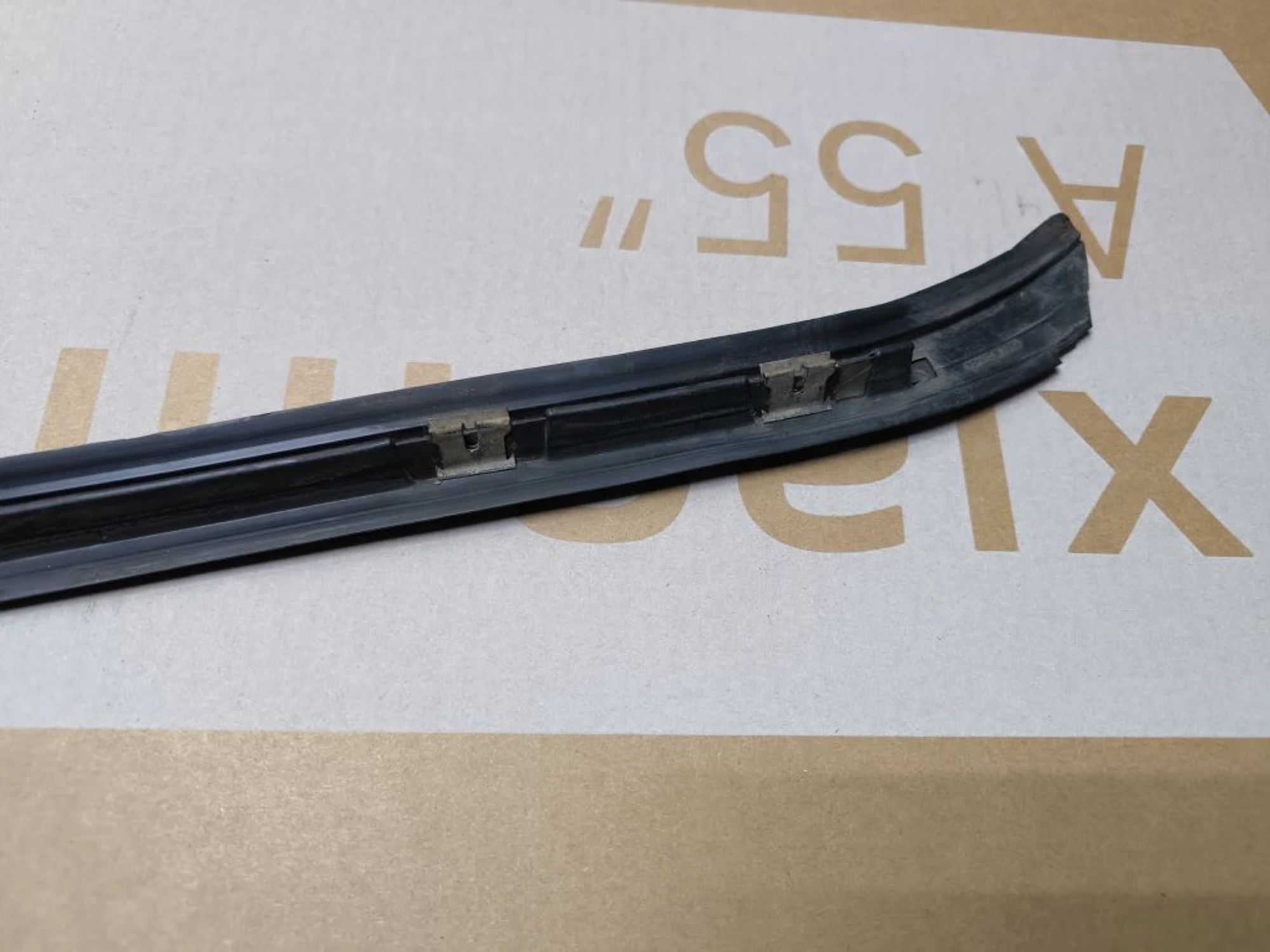 https://ycs.partsauto.market/partsauto-images/thmbs/userImages/d89d66a30f14dbad161fb7a986aa0fe5/part/935eb952-34bf-4554-be1a-a97b4dd4c9a7_1776846322376.jpg