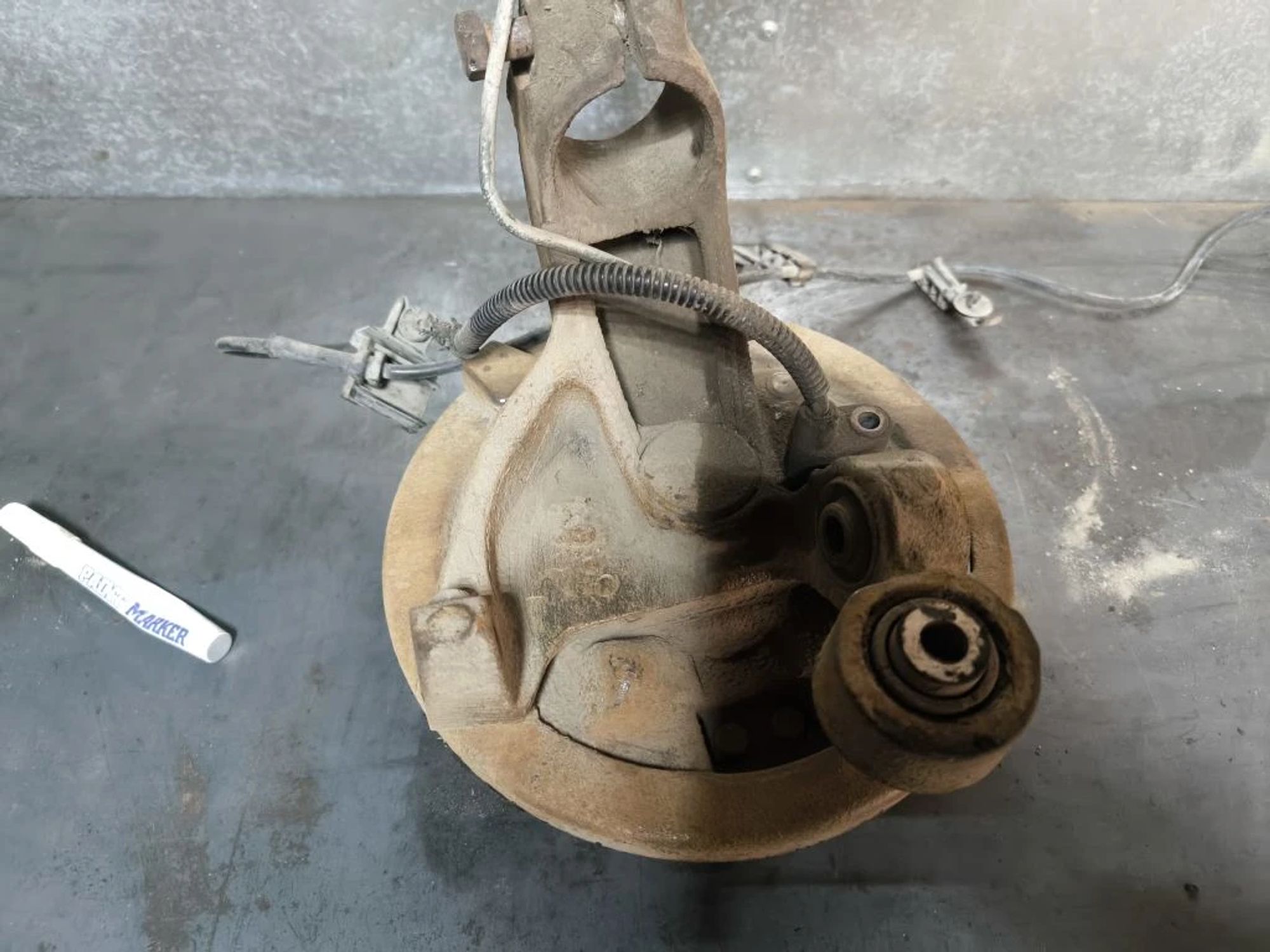 https://ycs.partsauto.market/partsauto-images/thmbs/userImages/d89d66a30f14dbad161fb7a986aa0fe5/part/93a7e6a2-7060-4219-b767-d1fa64e0144a_1776840411344.jpg