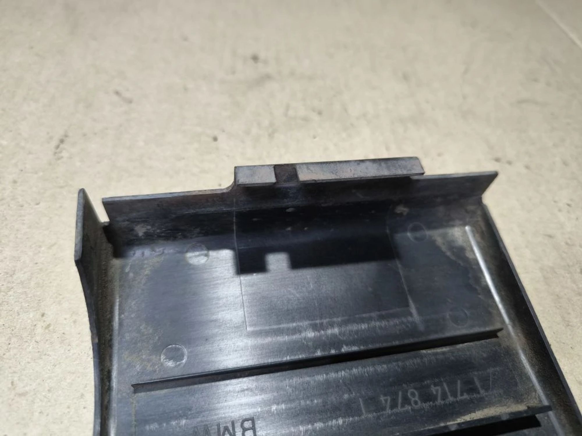 https://ycs.partsauto.market/partsauto-images/thmbs/userImages/d89d66a30f14dbad161fb7a986aa0fe5/part/93c3a048-117f-4366-be8d-b95aebf7e1dd_1780574492786.jpg