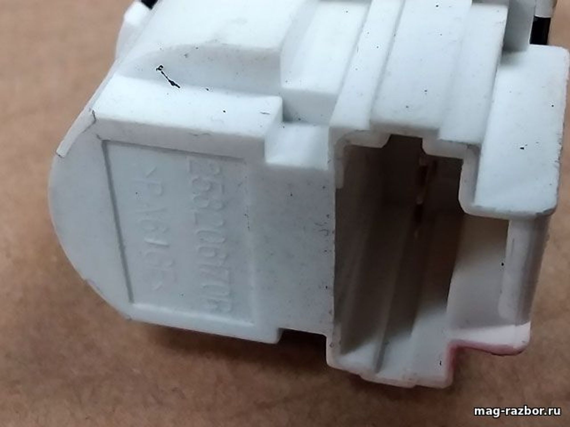 https://ycs.partsauto.market/partsauto-images/thmbs/userImages/d89d66a30f14dbad161fb7a986aa0fe5/part/9584e643-03aa-4053-b43f-990f76ec3ff0_1718892503755.jpg