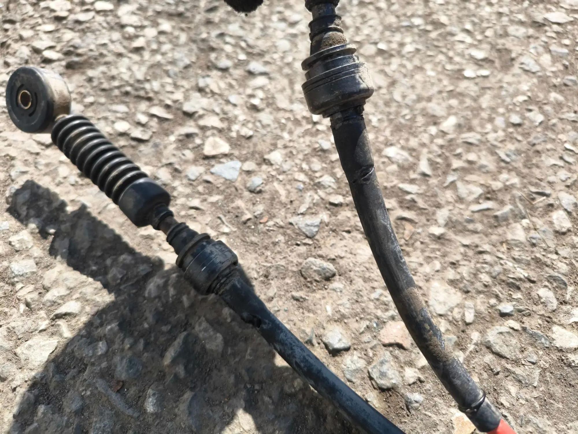 https://ycs.partsauto.market/partsauto-images/thmbs/userImages/d89d66a30f14dbad161fb7a986aa0fe5/part/9587f70e-1e9e-41e6-8ed2-d82596f9abf2_1786940802018.jpg
