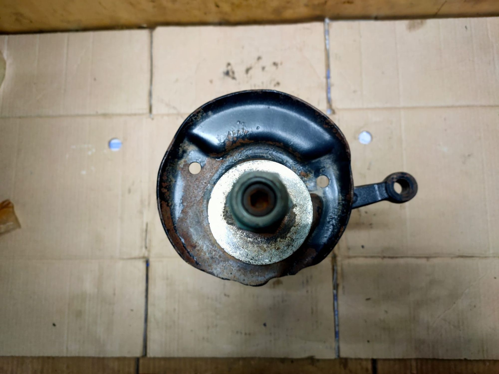 https://ycs.partsauto.market/partsauto-images/thmbs/userImages/d89d66a30f14dbad161fb7a986aa0fe5/part/958f90ea-75a8-4735-b485-c73f3fb247a9_1742886414582.jpg