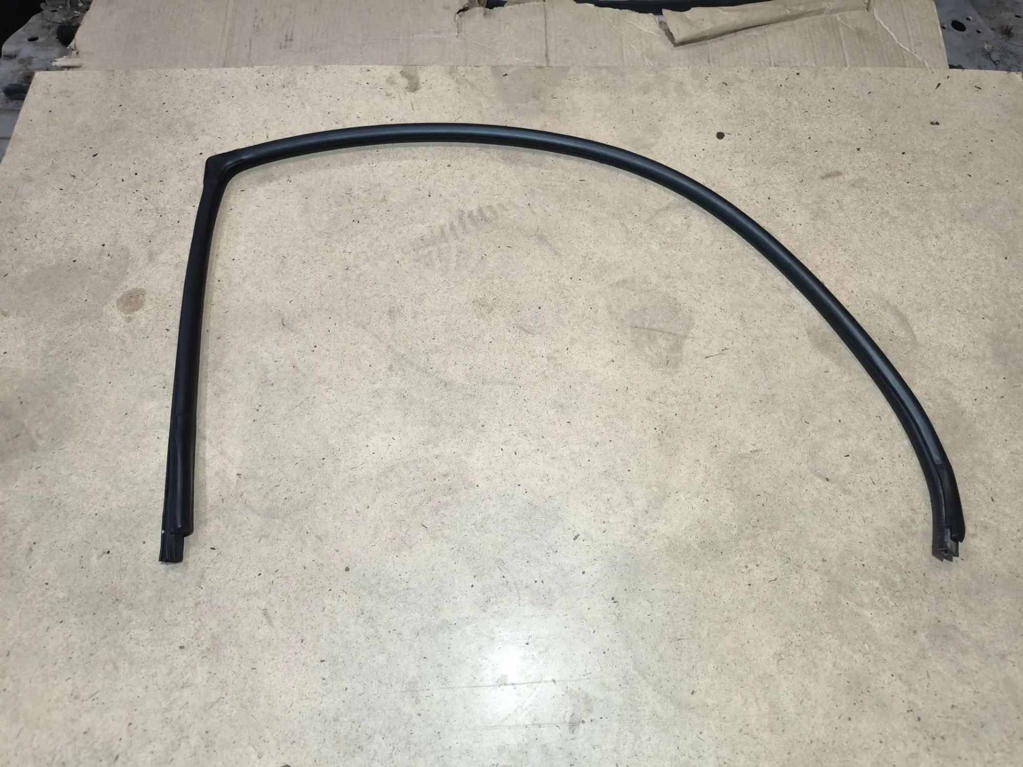https://ycs.partsauto.market/partsauto-images/thmbs/userImages/d89d66a30f14dbad161fb7a986aa0fe5/part/96c95e00-5bb4-493b-a30a-08c3be1a1ca3_1785562972188.jpg