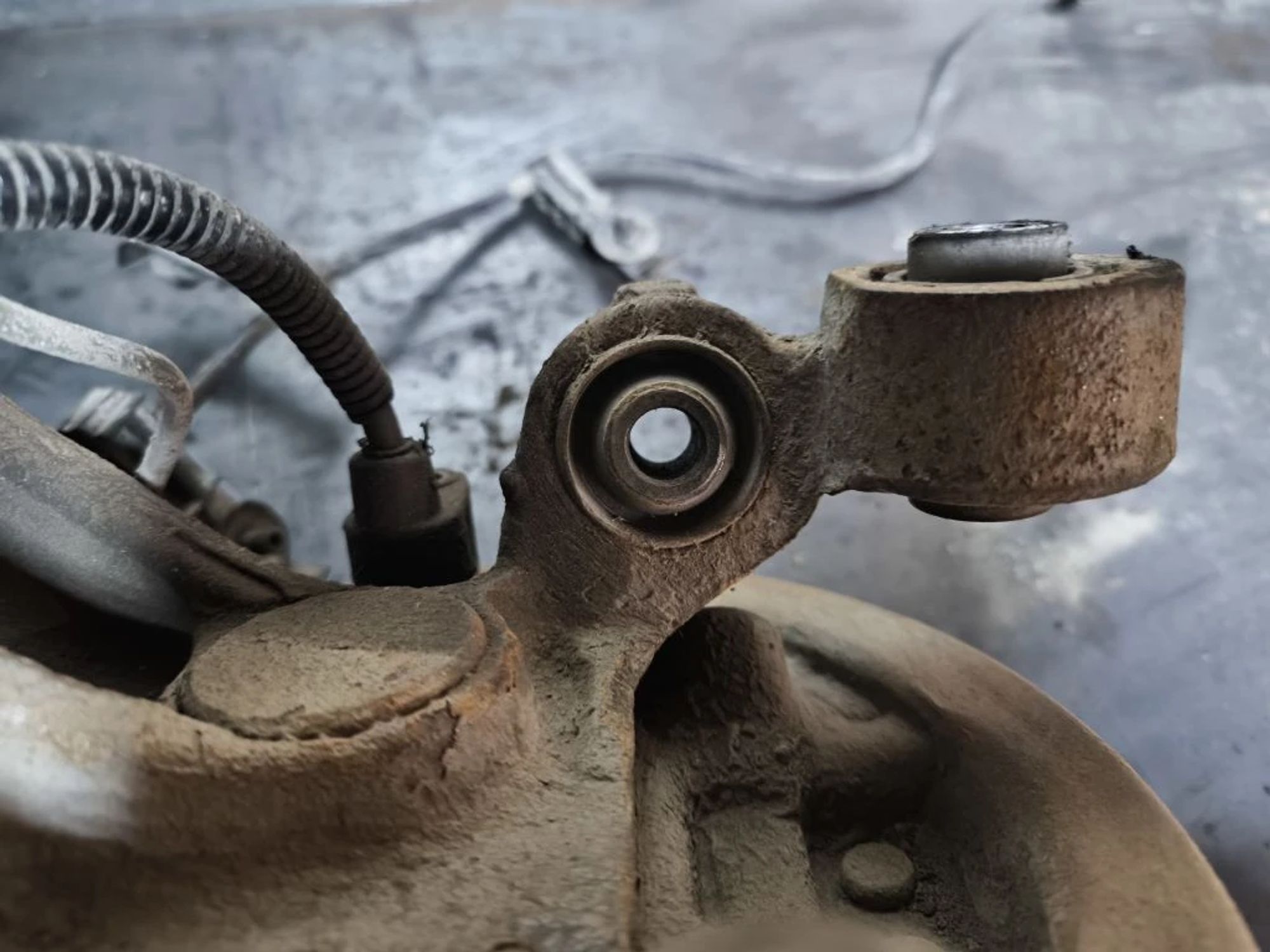https://ycs.partsauto.market/partsauto-images/thmbs/userImages/d89d66a30f14dbad161fb7a986aa0fe5/part/96fb5281-7589-404d-95ec-b73dc139b536_1776840409278.jpg