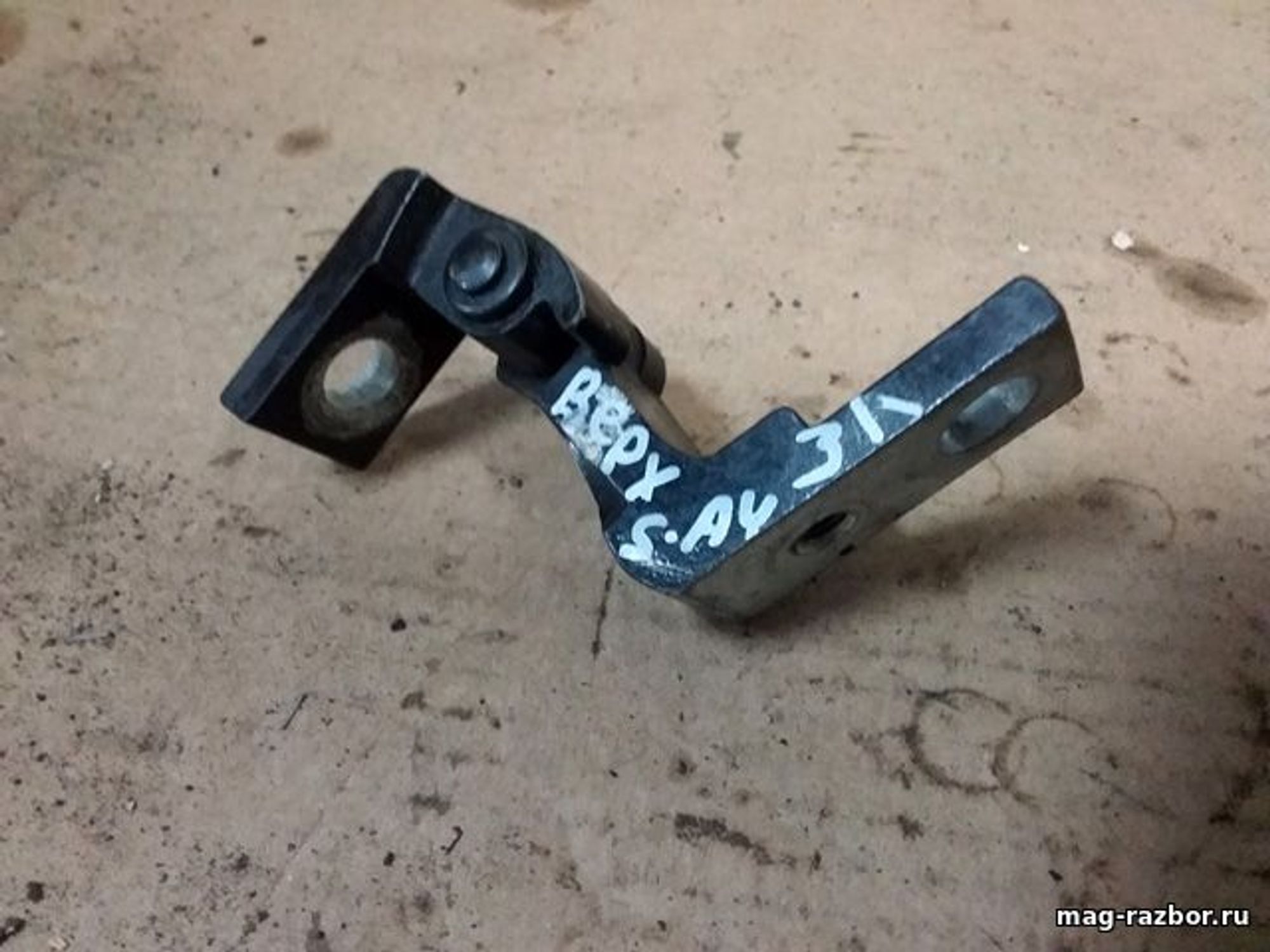 https://ycs.partsauto.market/partsauto-images/thmbs/userImages/d89d66a30f14dbad161fb7a986aa0fe5/part/988225e9-e12e-45b9-9cef-003686d94cb4_1721065016349.jpg