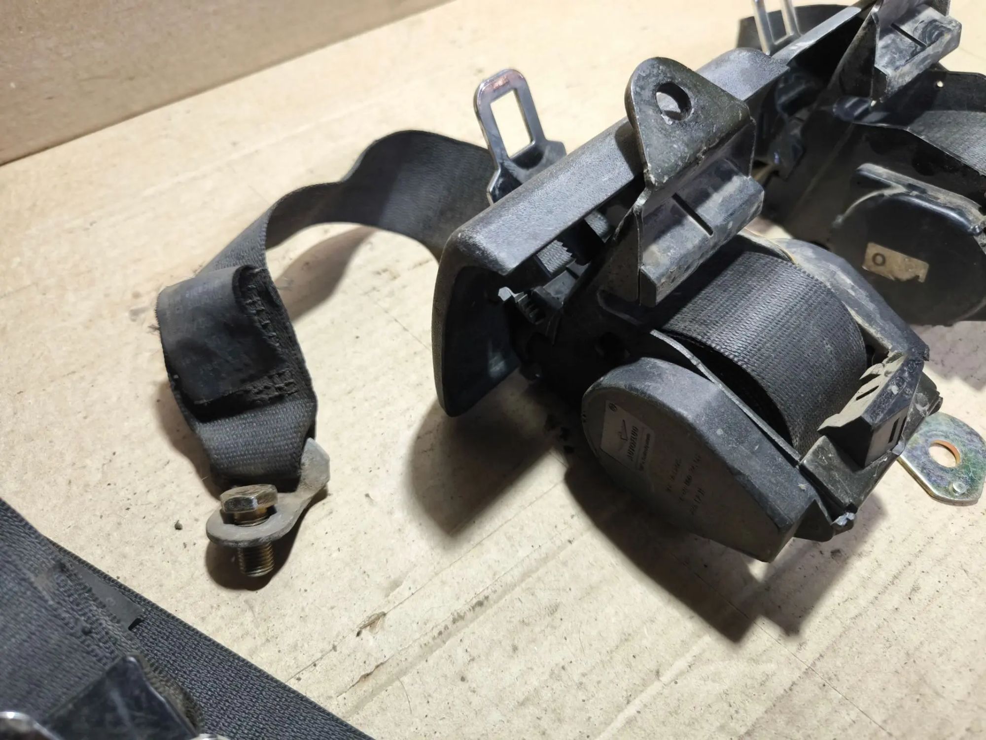 https://ycs.partsauto.market/partsauto-images/thmbs/userImages/d89d66a30f14dbad161fb7a986aa0fe5/part/988a11a7-b0e8-4b42-8ff7-da309ac31380_1783525324428.jpg
