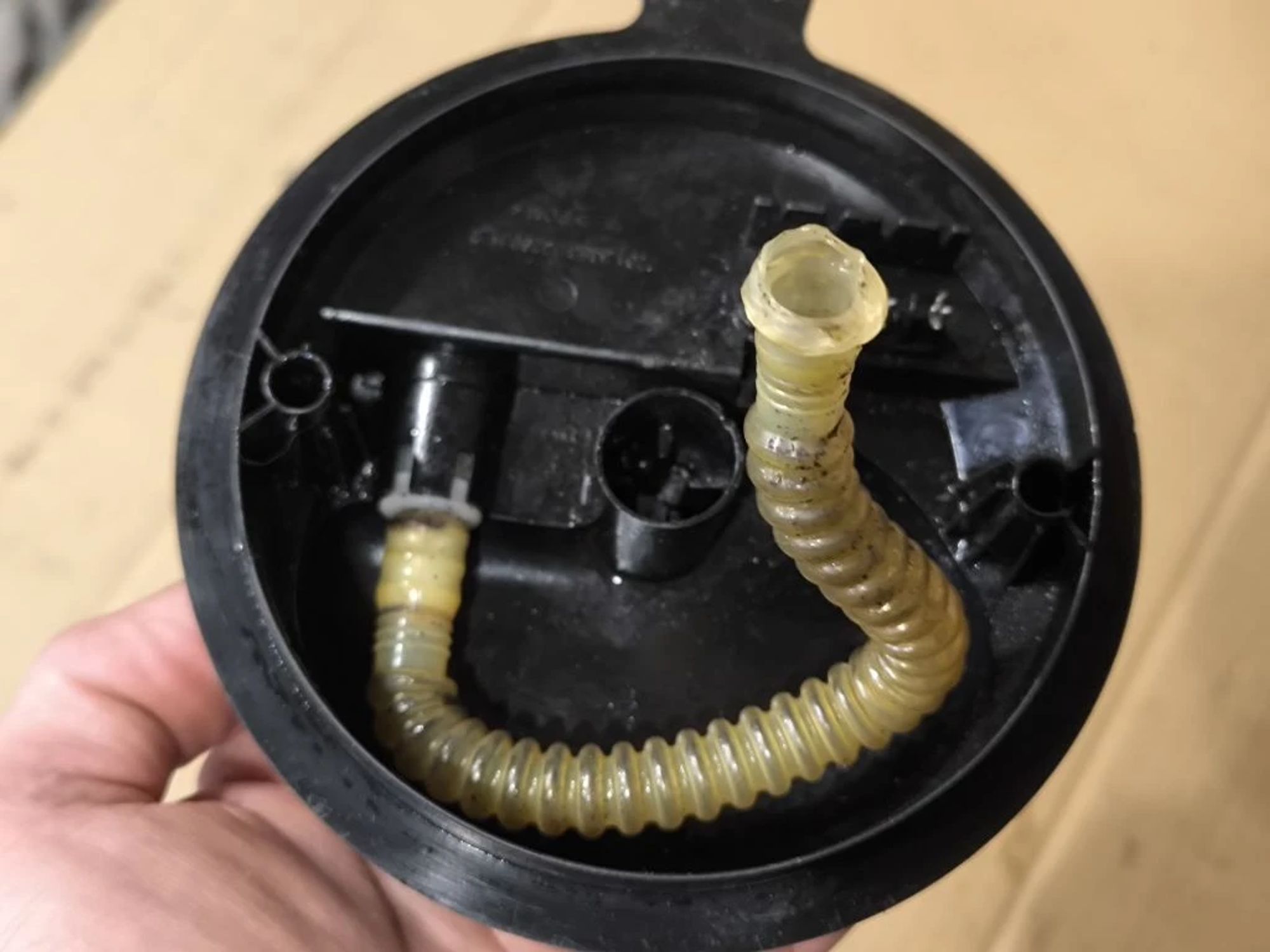 https://ycs.partsauto.market/partsauto-images/thmbs/userImages/d89d66a30f14dbad161fb7a986aa0fe5/part/99155221-44cd-49c3-98ff-53ef25b9c54a_1777899188494.jpg