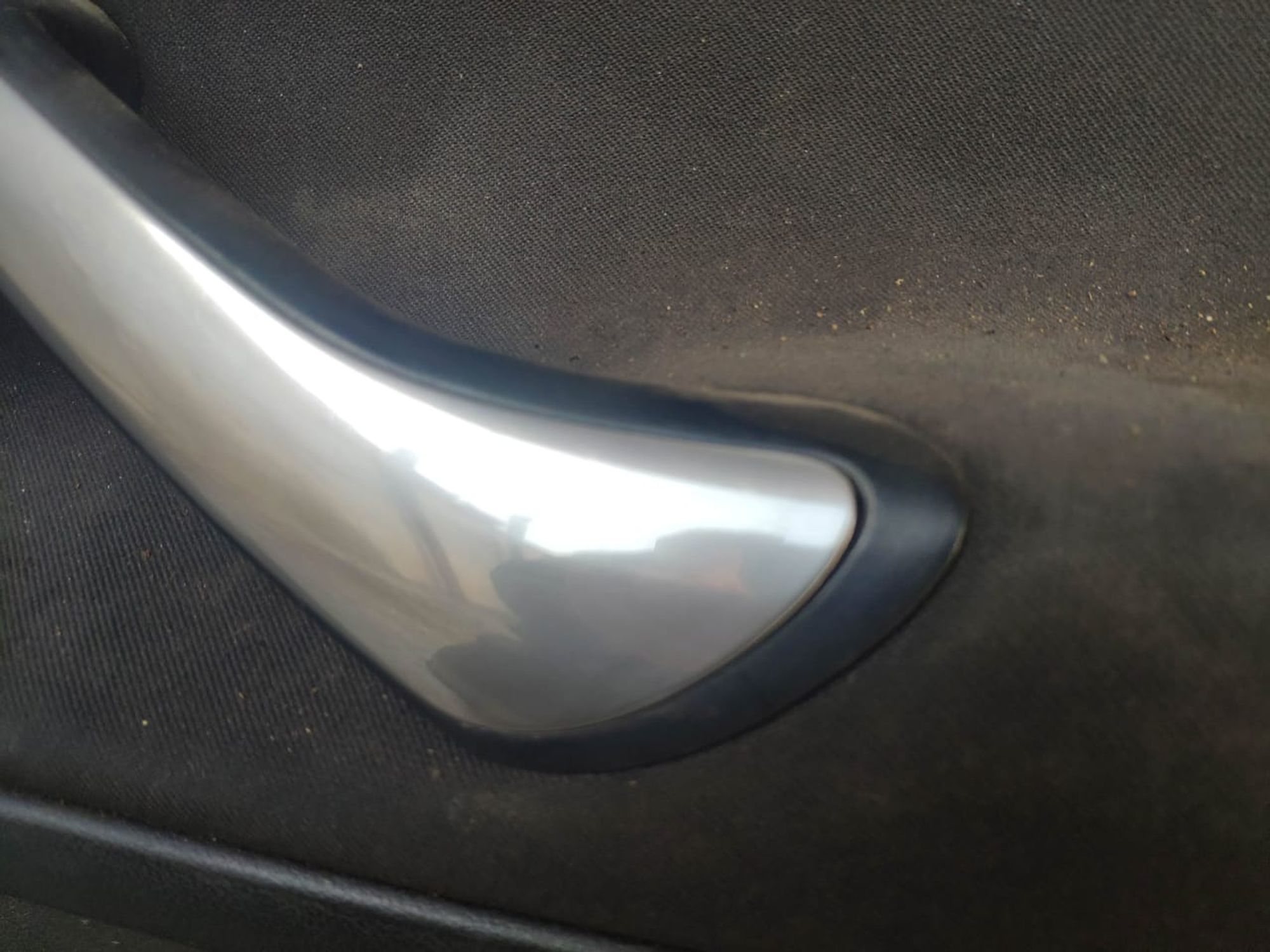 https://ycs.partsauto.market/partsauto-images/thmbs/userImages/d89d66a30f14dbad161fb7a986aa0fe5/part/993a6c9d-4406-412d-a343-860d82446ff3_1713886428160.jpg