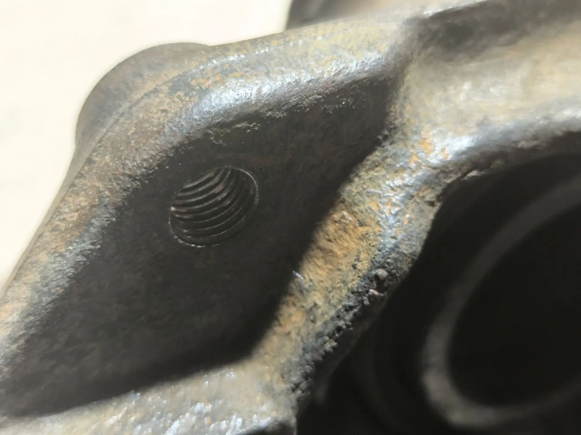https://ycs.partsauto.market/partsauto-images/thmbs/userImages/d89d66a30f14dbad161fb7a986aa0fe5/part/99b4fc04-cb2c-4e63-8603-5f5bce10fcbd_1782998541575.jpg