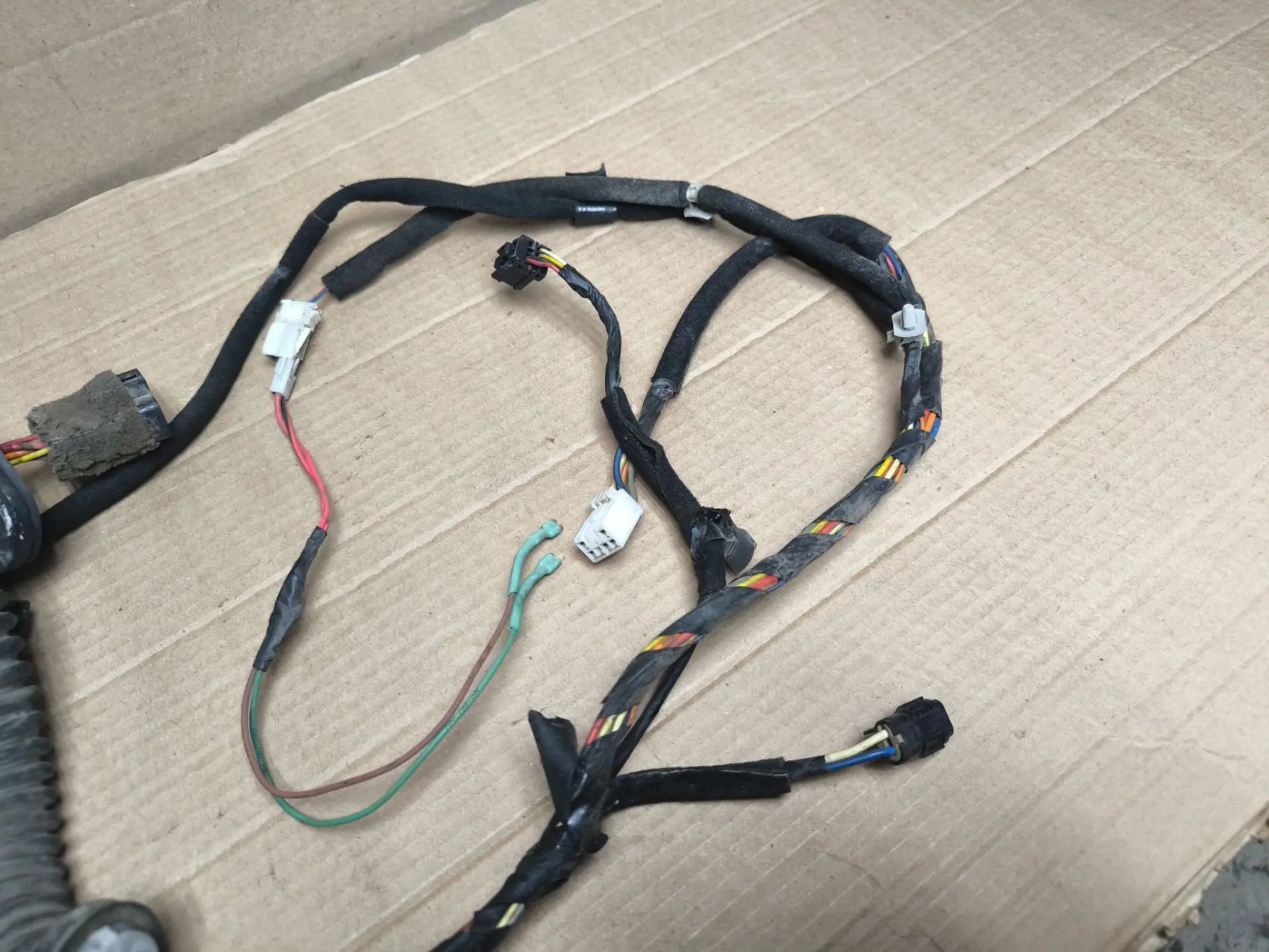 https://ycs.partsauto.market/partsauto-images/thmbs/userImages/d89d66a30f14dbad161fb7a986aa0fe5/part/99c51084-4af9-45bc-bd56-9f6fb268cd10_1784909542259.jpg