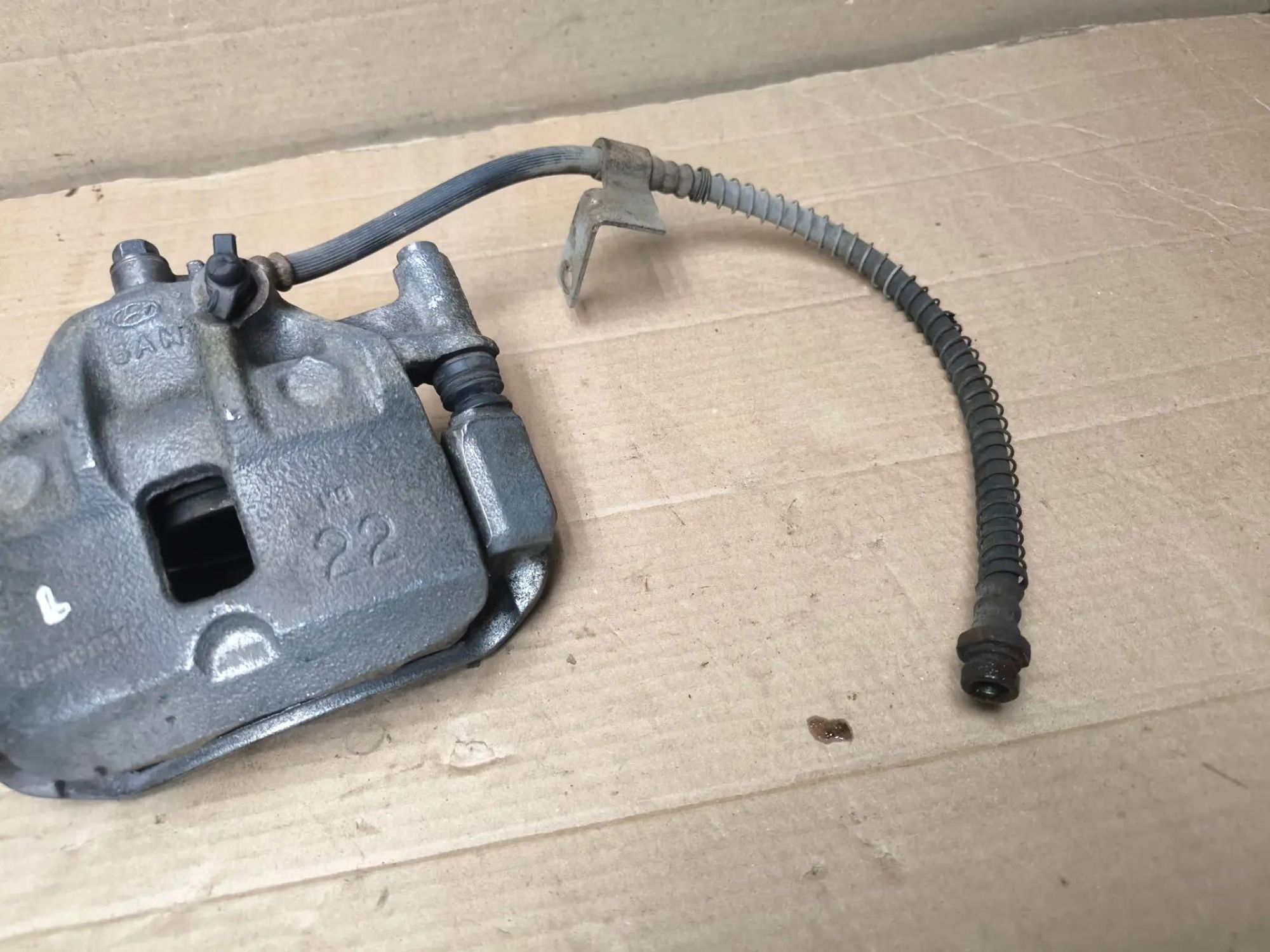 https://ycs.partsauto.market/partsauto-images/thmbs/userImages/d89d66a30f14dbad161fb7a986aa0fe5/part/9a4391b5-5733-4213-a75b-a853fc59f16a_1786423944627.jpg