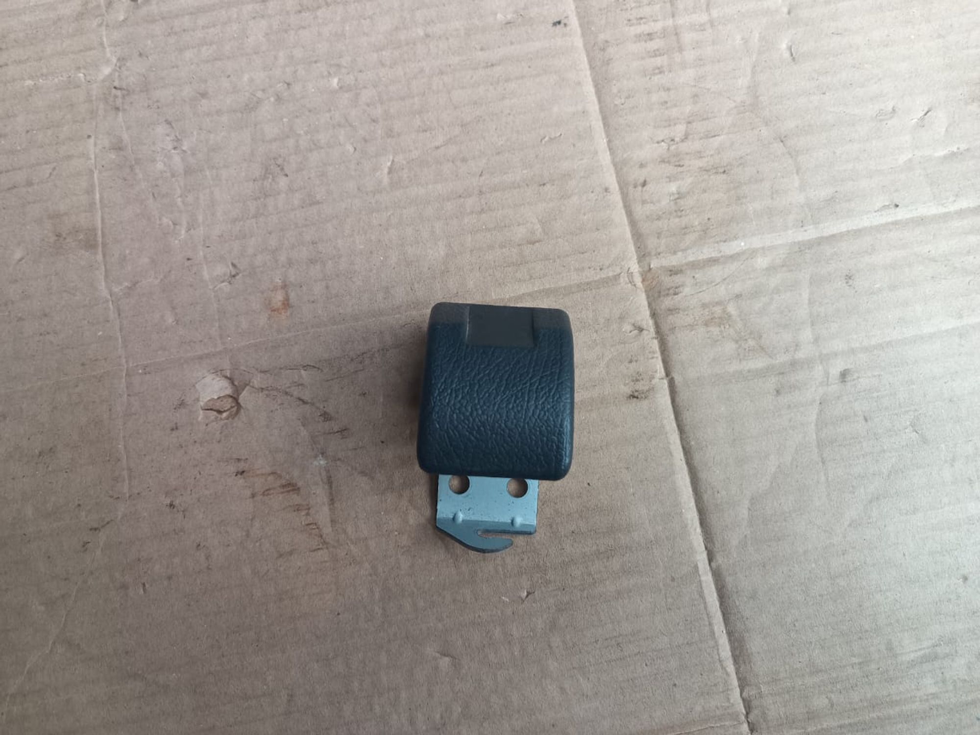 https://ycs.partsauto.market/partsauto-images/thmbs/userImages/d89d66a30f14dbad161fb7a986aa0fe5/part/9a55565d-5b48-4446-827d-331a3baa3e66_1720888457932.jpg
