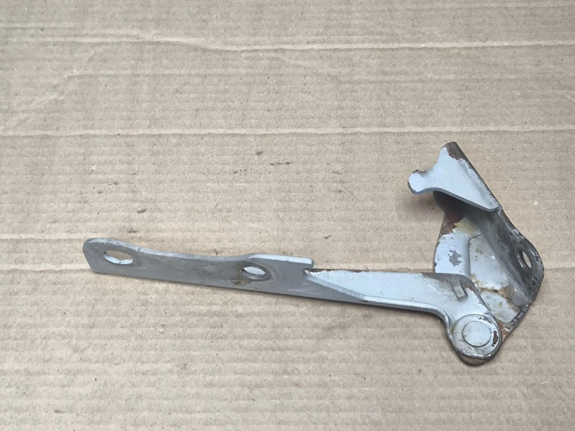 https://ycs.partsauto.market/partsauto-images/thmbs/userImages/d89d66a30f14dbad161fb7a986aa0fe5/part/9b47b782-5fd1-4d67-83ce-3554f6c7d93b_1785565451066.jpg