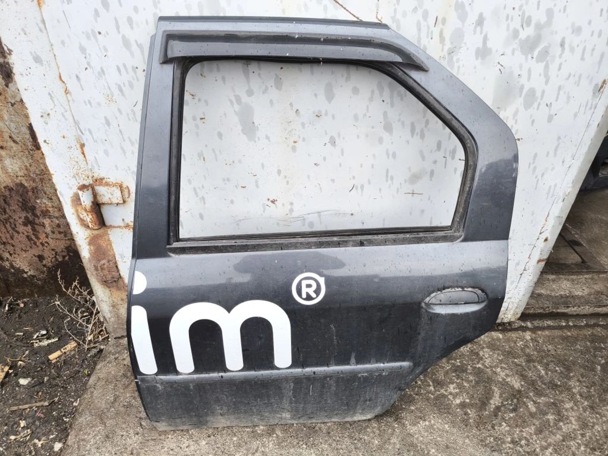 https://ycs.partsauto.market/partsauto-images/thmbs/userImages/d89d66a30f14dbad161fb7a986aa0fe5/part/9f30ca5d-57cd-43a3-b895-2d3b99dc7c8e_1777793229650.jpg