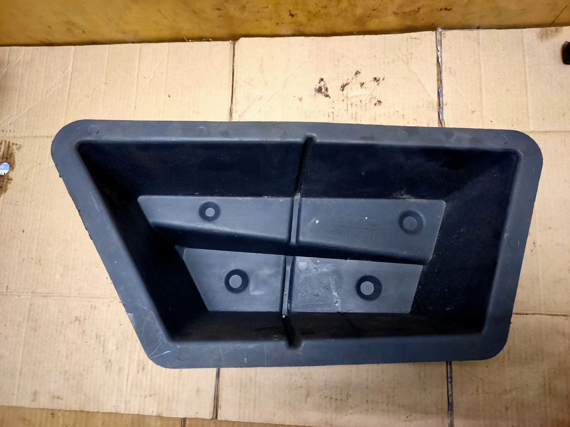 https://ycs.partsauto.market/partsauto-images/thmbs/userImages/d89d66a30f14dbad161fb7a986aa0fe5/part/a025dcb8-8778-4b33-86f1-bb2fe3d7580f_1743511187274.jpg