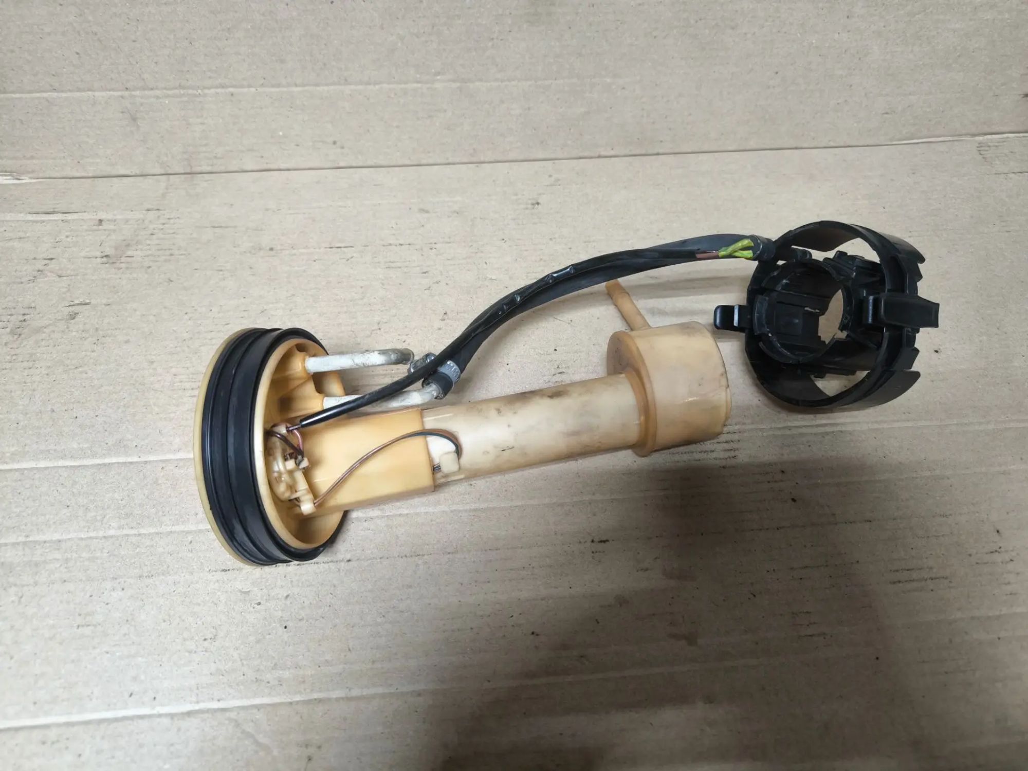https://ycs.partsauto.market/partsauto-images/thmbs/userImages/d89d66a30f14dbad161fb7a986aa0fe5/part/a0c8ca12-a941-4c11-957f-dc9f7f986602_1782716092155.jpg