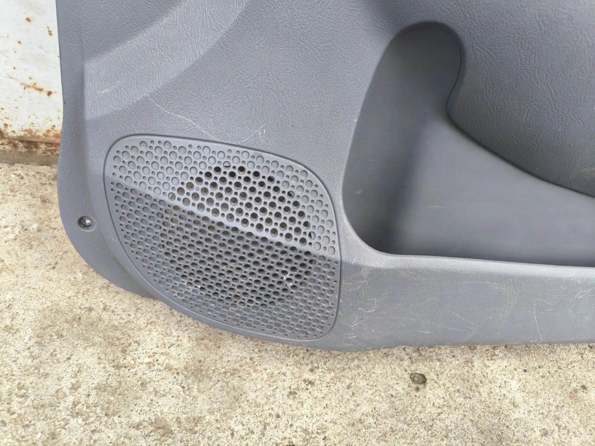 https://ycs.partsauto.market/partsauto-images/thmbs/userImages/d89d66a30f14dbad161fb7a986aa0fe5/part/a10f4373-bc33-4294-b68d-d2a3829e5dbf_1784892023901.jpg