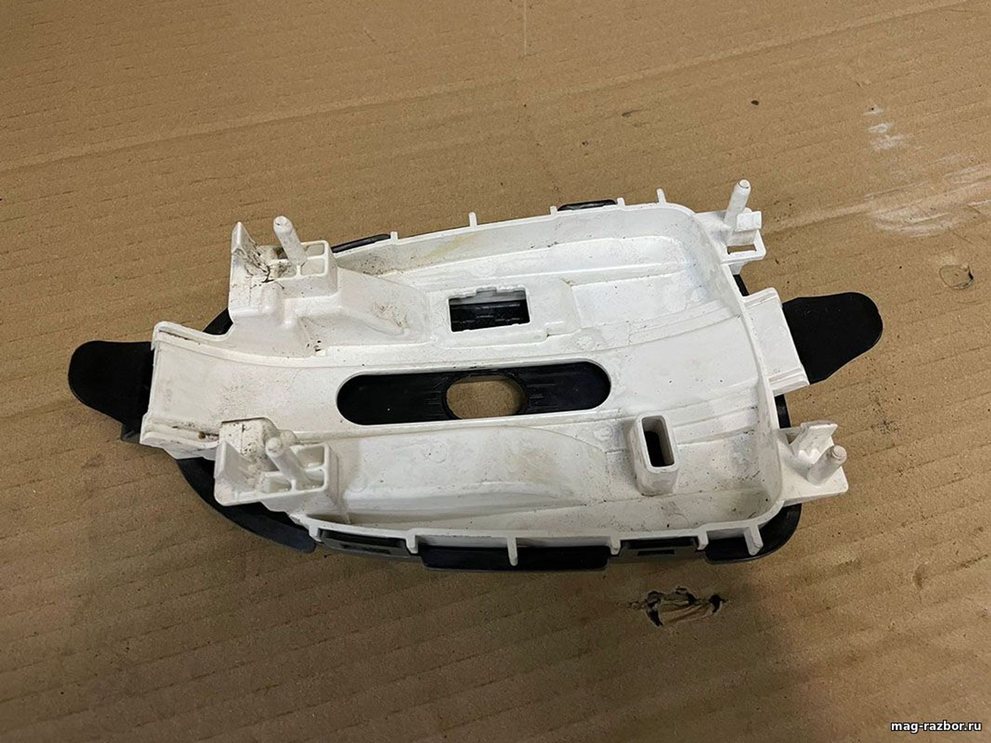 https://ycs.partsauto.market/partsauto-images/thmbs/userImages/d89d66a30f14dbad161fb7a986aa0fe5/part/a1b6b131-091a-4ea9-a861-369a16b44f7a_1694424259647.jpg