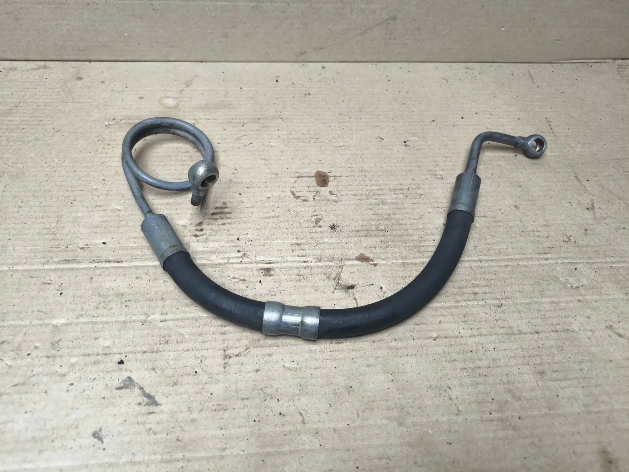 https://ycs.partsauto.market/partsauto-images/thmbs/userImages/d89d66a30f14dbad161fb7a986aa0fe5/part/a2458f4f-b243-46f5-b545-568e838830c1_1783526974824.jpg