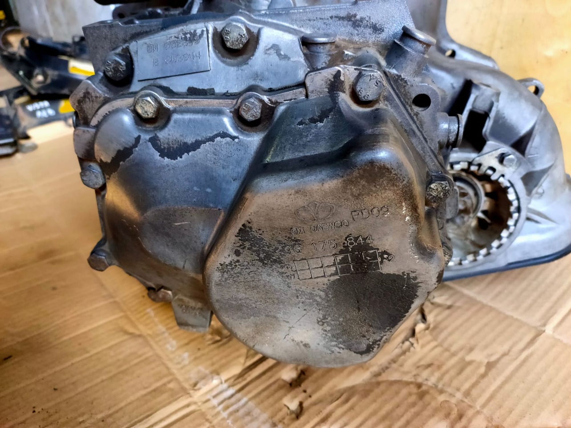 https://ycs.partsauto.market/partsauto-images/thmbs/userImages/d89d66a30f14dbad161fb7a986aa0fe5/part/a54c23ce-e053-403a-aa4a-468e9993a85f_1718851260525.jpg