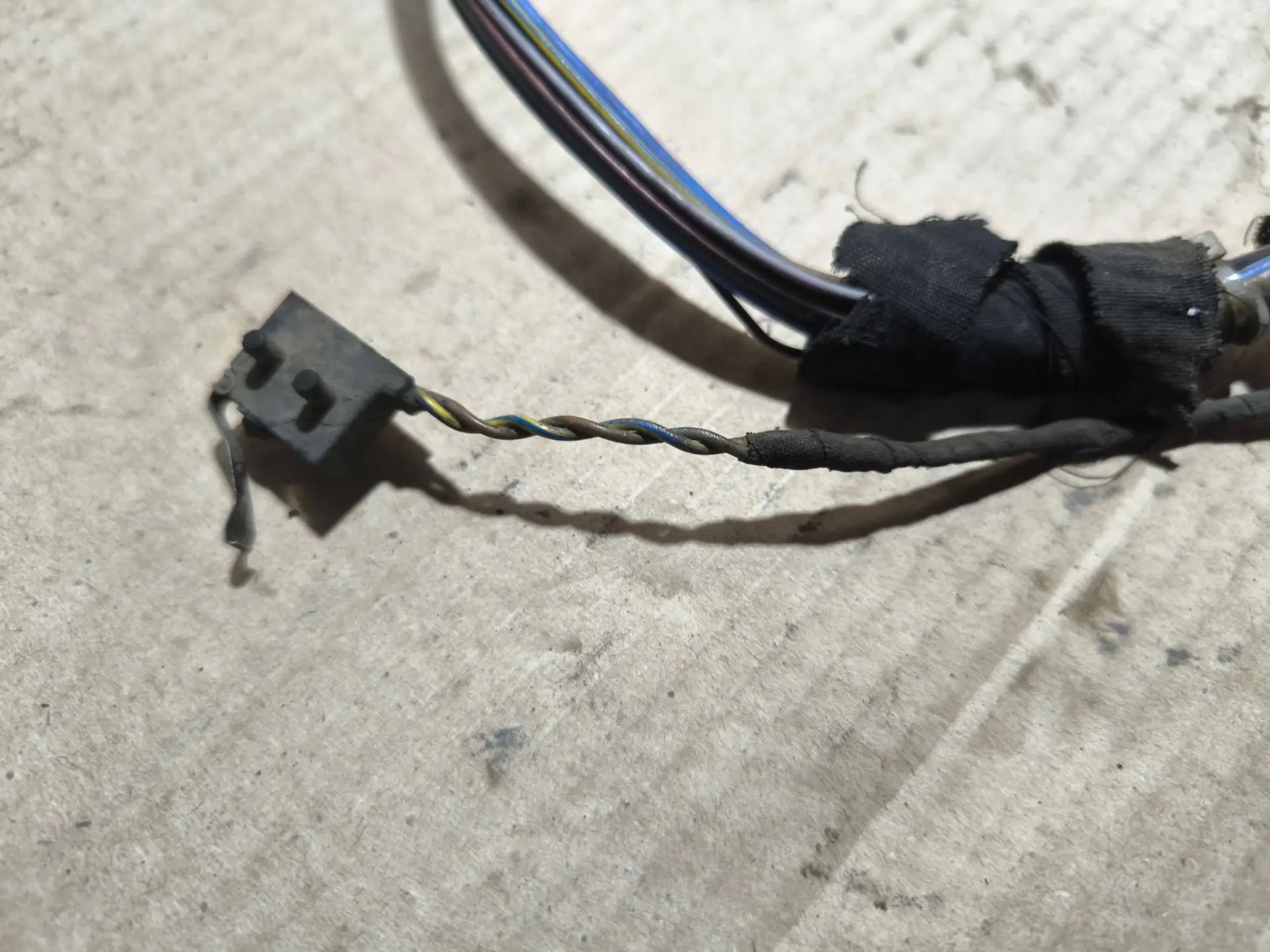 https://ycs.partsauto.market/partsauto-images/thmbs/userImages/d89d66a30f14dbad161fb7a986aa0fe5/part/a54f20a6-acd0-47bd-9d7f-7f718886cd6f_1781802639321.jpg